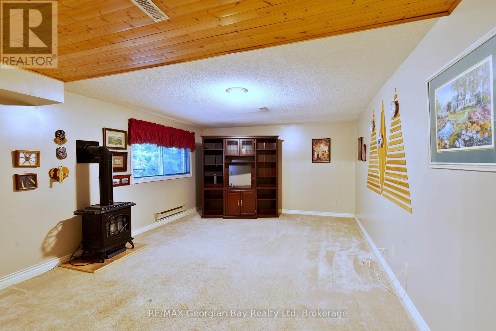 1057 Dina Crescent, Midland, ON - Indoor