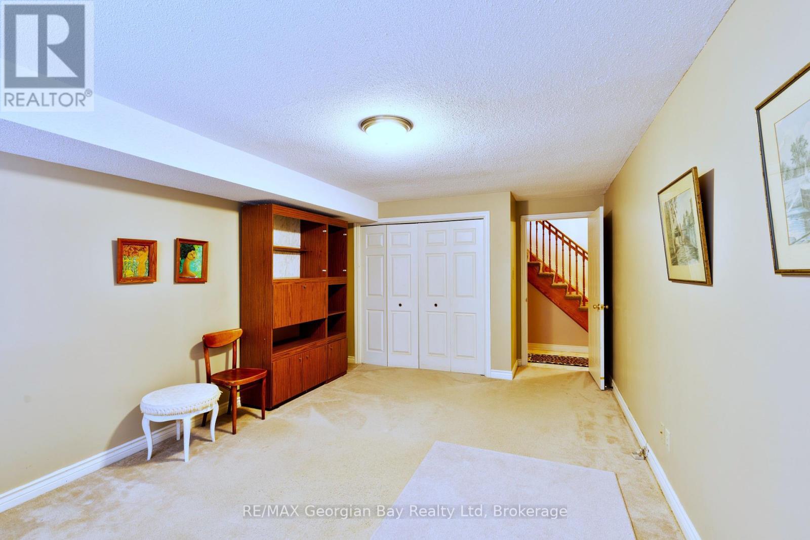 1057 Dina Crescent, Midland, ON - Indoor Photo Showing Other Room
