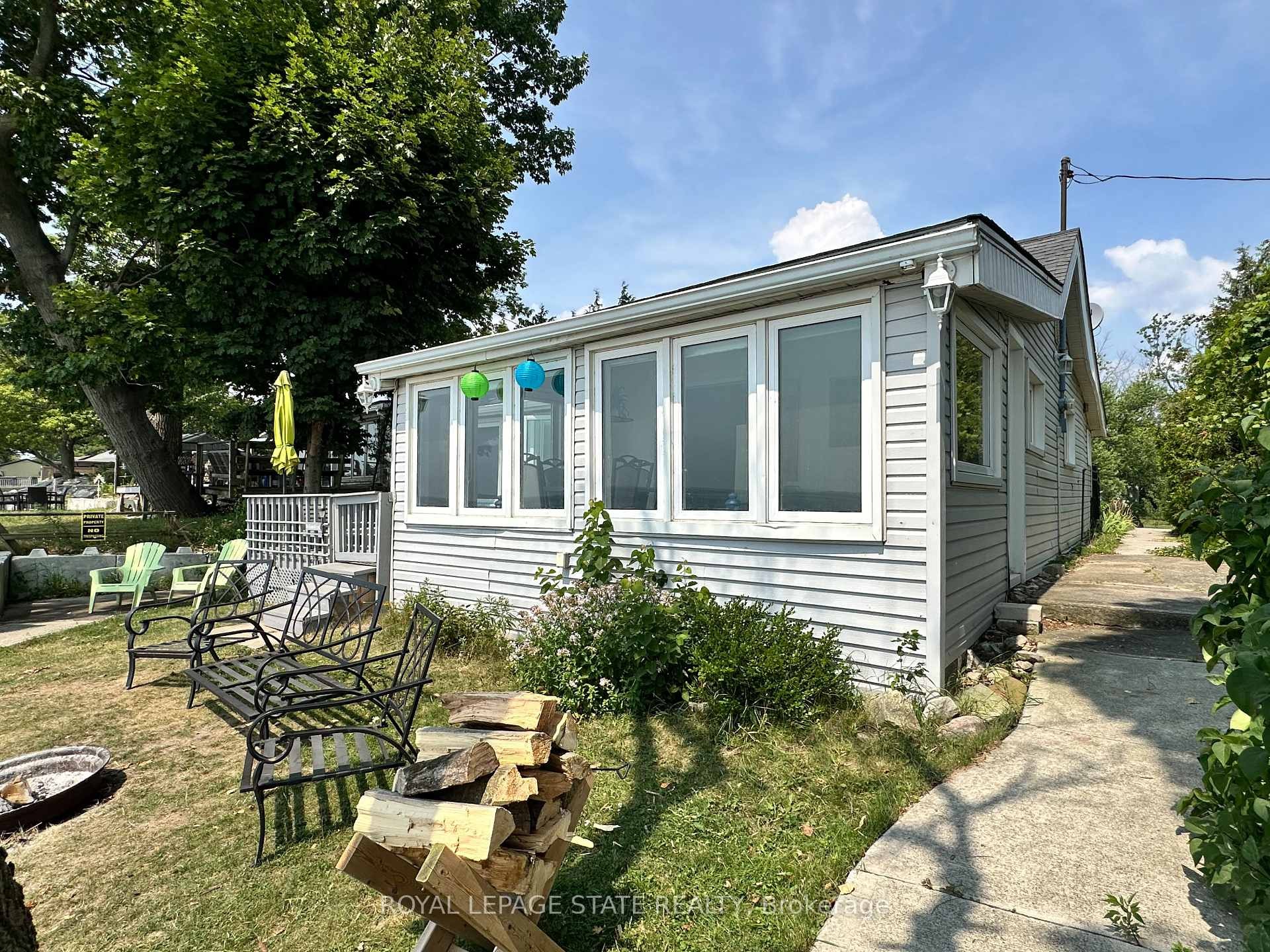 2110 Lakeshore Road, Haldimand, ON - Outdoor