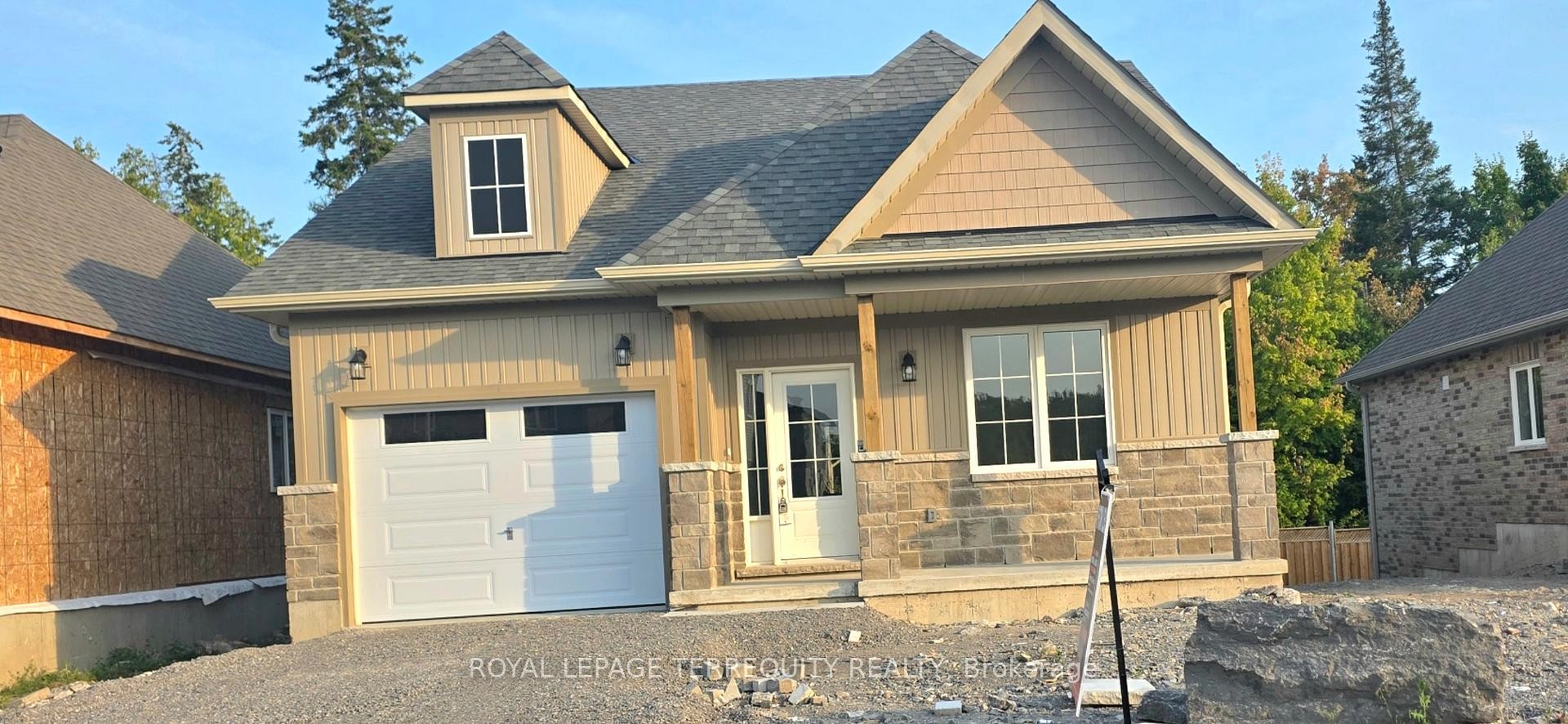 69 Hillcroft Way, Kawartha Lakes, ON - Outdoor