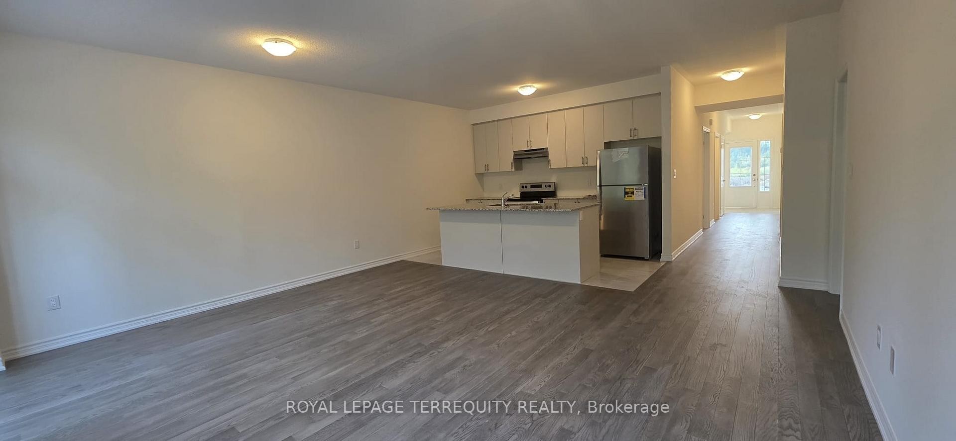 69 Hillcroft Way, Kawartha Lakes, ON - Indoor Photo Showing Kitchen