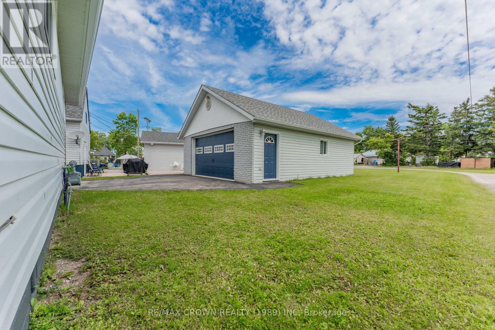31 King Street, Kapuskasing, ON - Outdoor