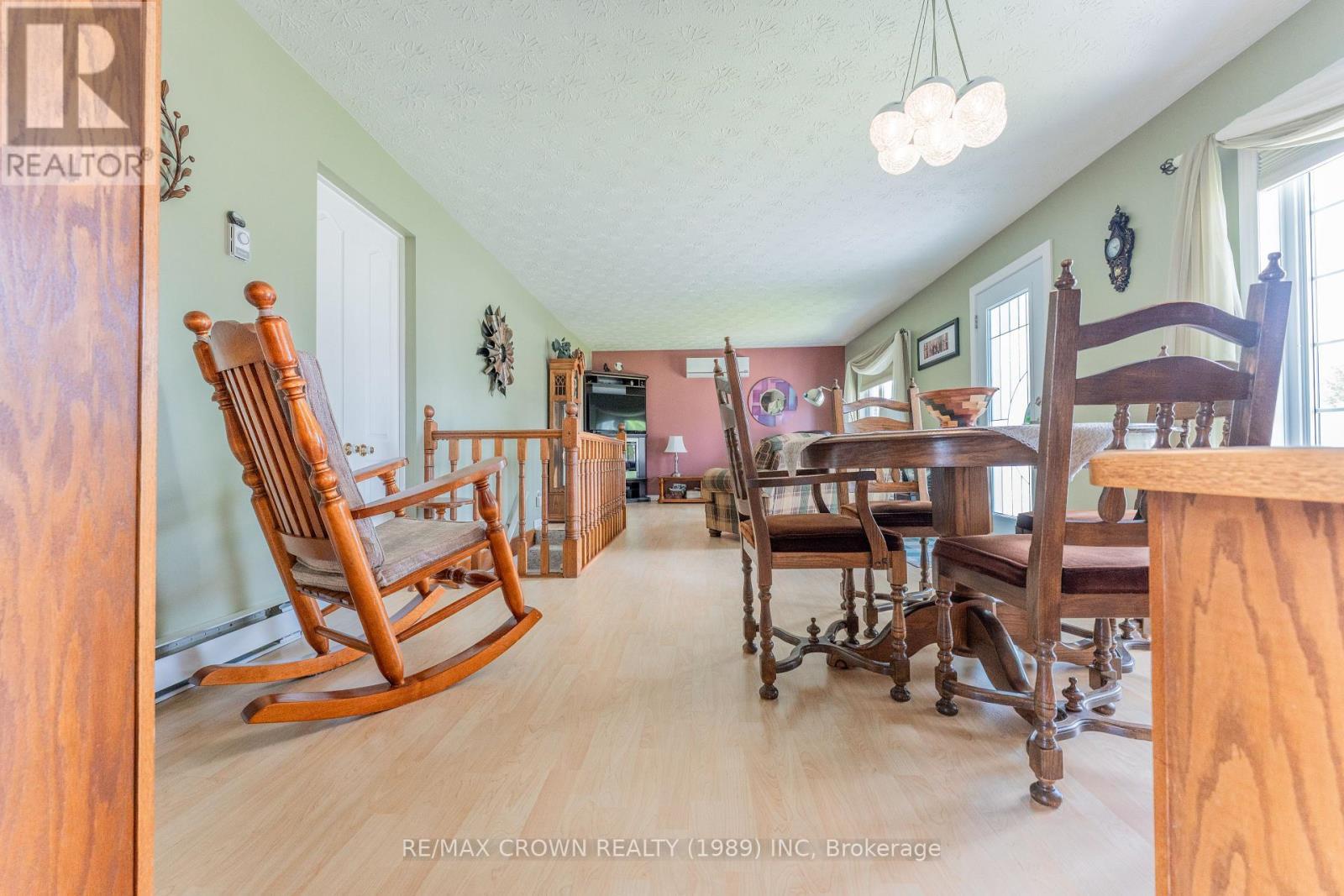 31 King Street, Kapuskasing, ON - Indoor