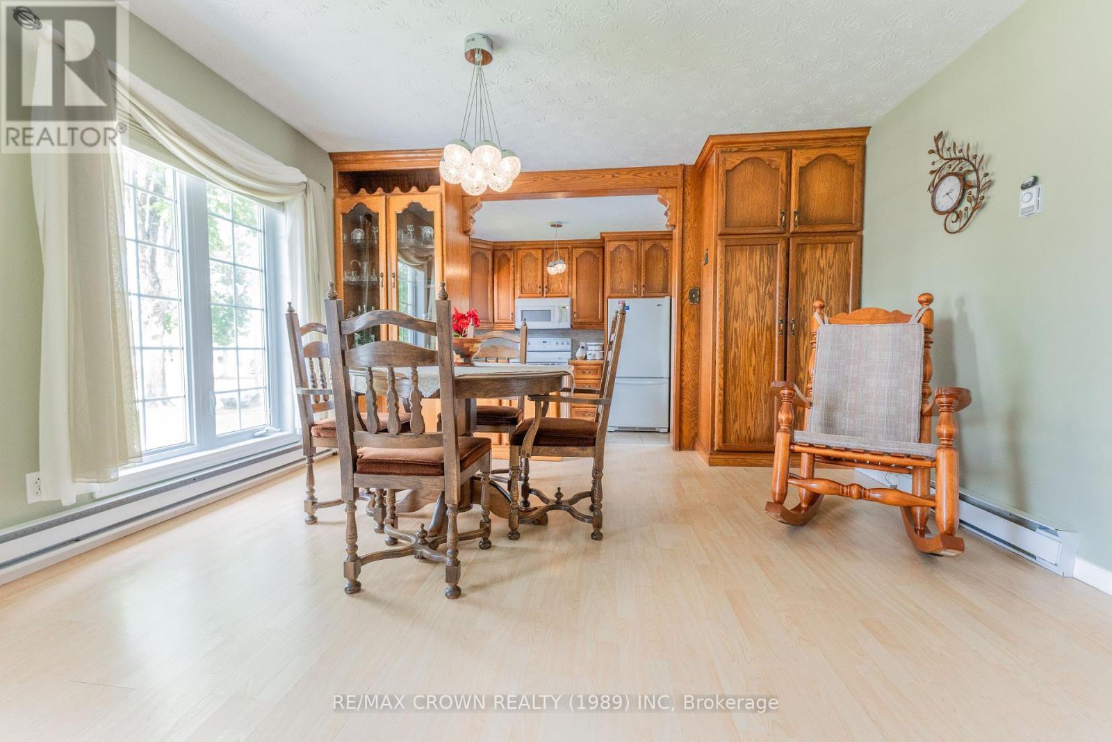 31 King Street, Kapuskasing, ON - Indoor Photo Showing Dining Room