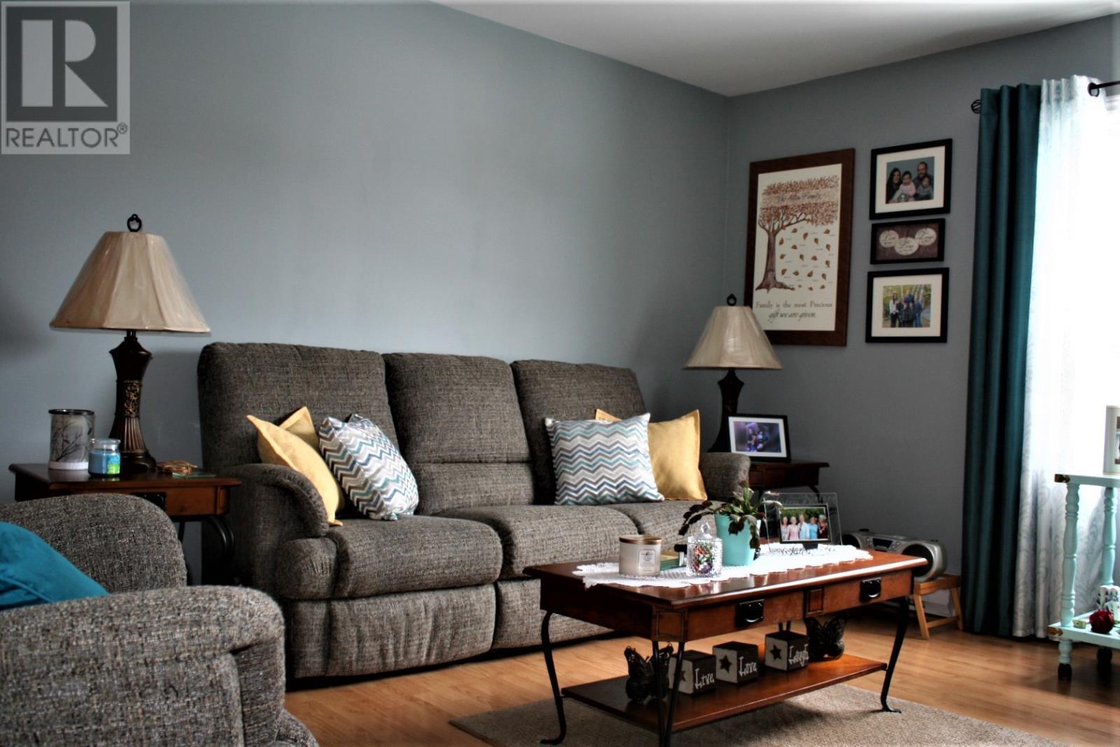 158 Country Road, Corner Brook, NL - Indoor Photo Showing Living Room
