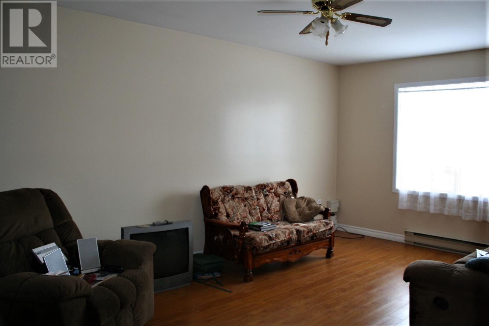 158 Country Road, Corner Brook, NL - Indoor Photo Showing Living Room