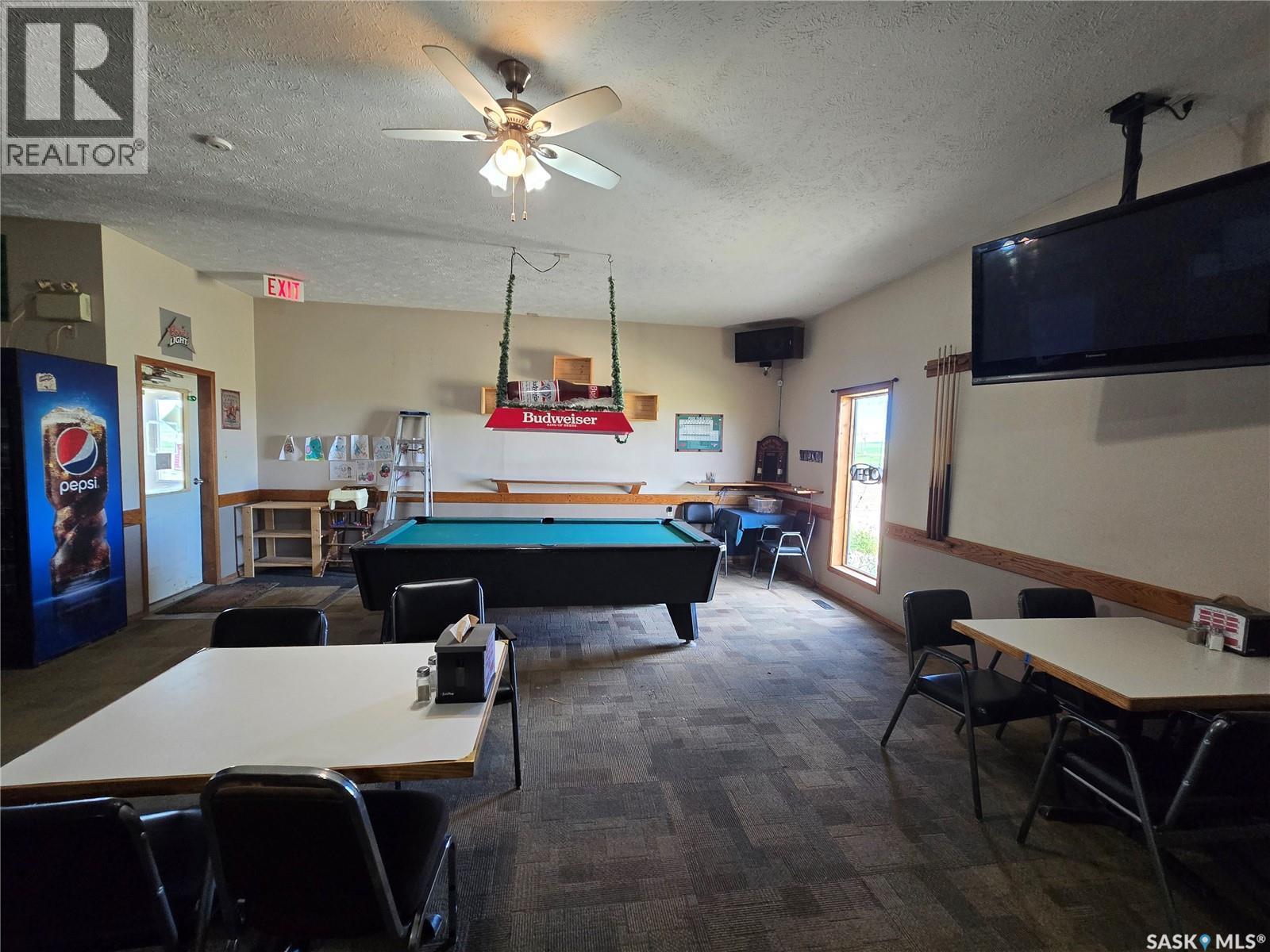 Canam Country Inn, Oungre, SK