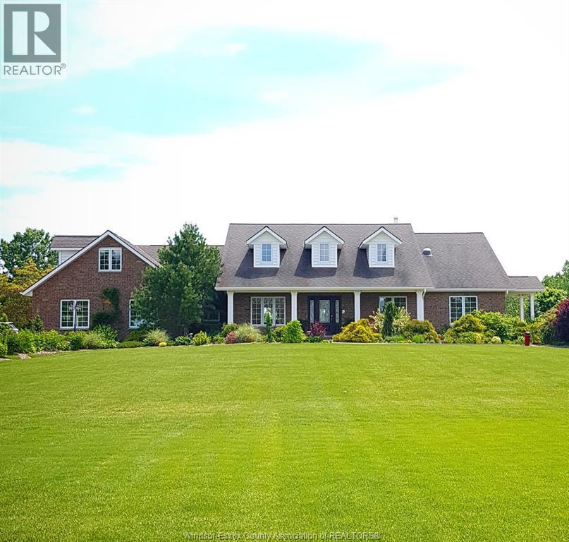 2310 Hickson Rd, Leamington, ON - Outdoor With Deck Patio Veranda With Facade