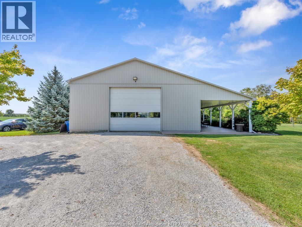 2310 Hickson Rd, Leamington, ON - Outdoor