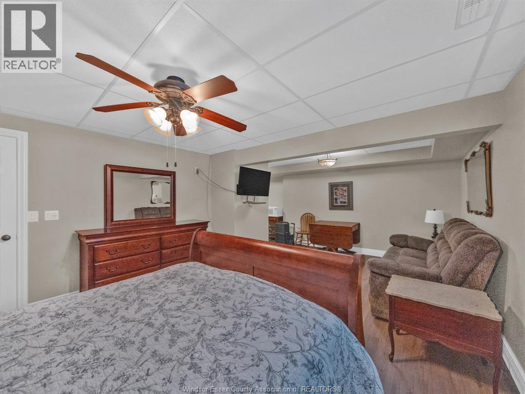 2310 Hickson Rd, Leamington, ON - Indoor Photo Showing Bedroom