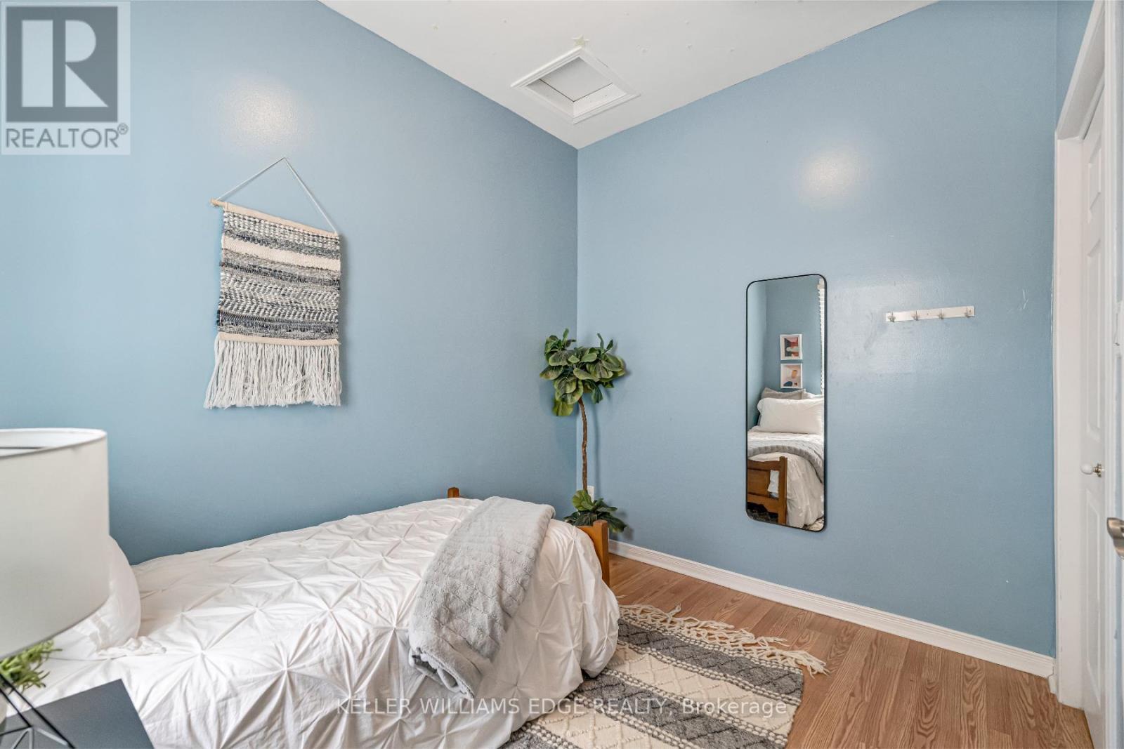 177 Young Street, Hamilton, ON