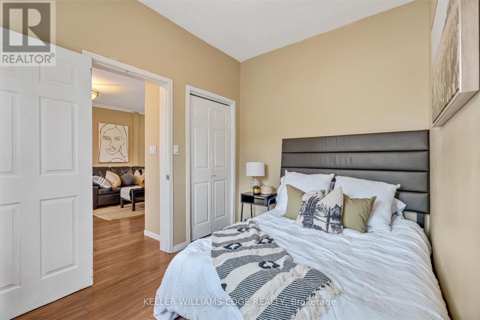 177 Young Street, Hamilton, ON