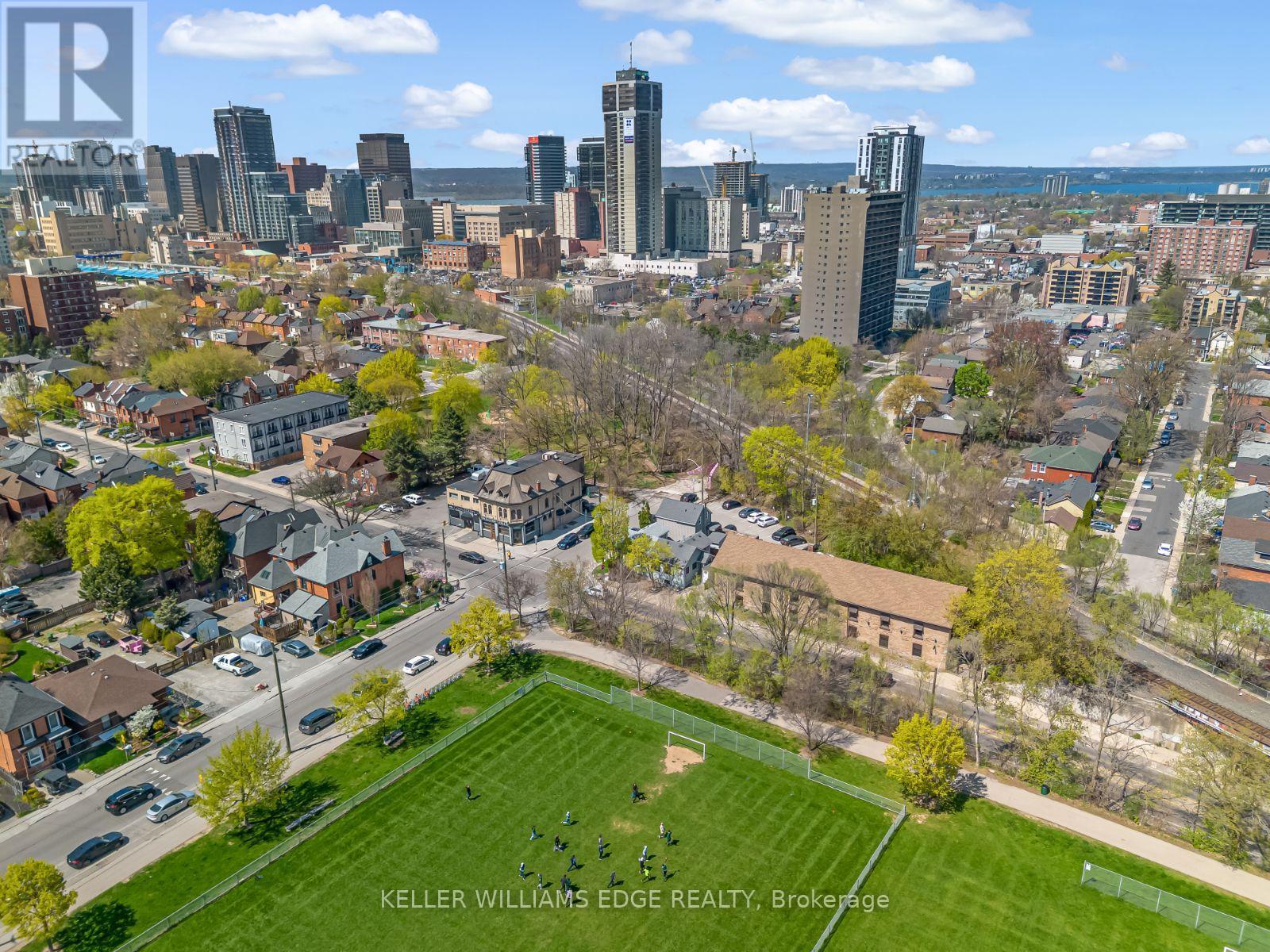 177 Young Street, Hamilton, ON