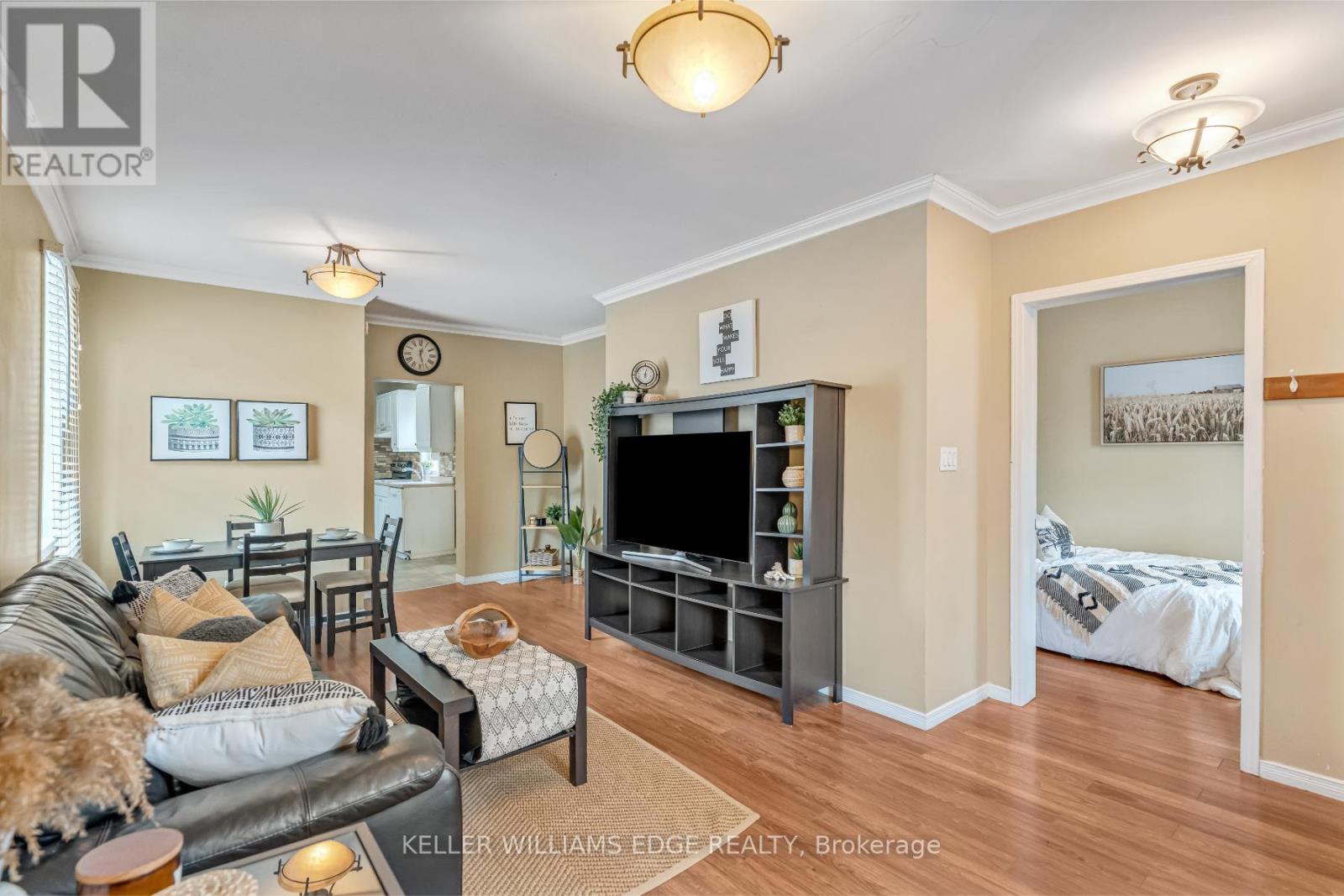 177 Young Street, Hamilton, ON