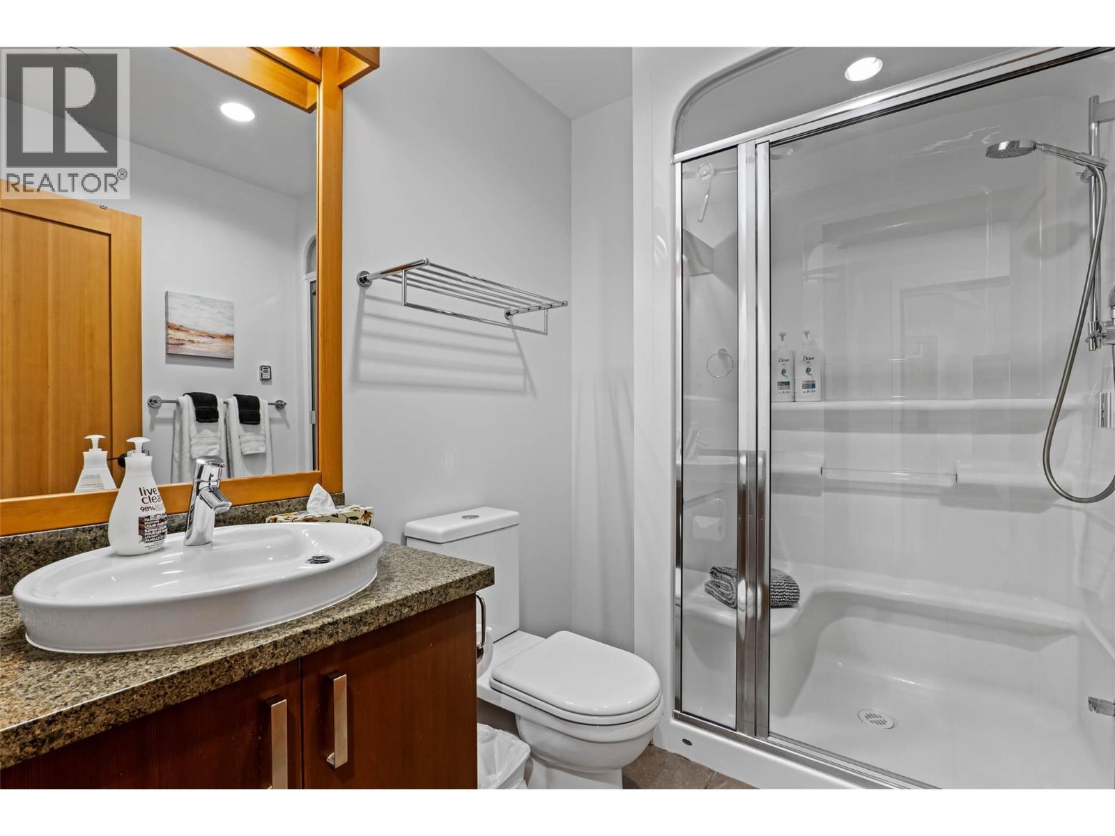 3270 Village Way Unit# 304, Sun Peaks, BC - Indoor Photo Showing Bathroom