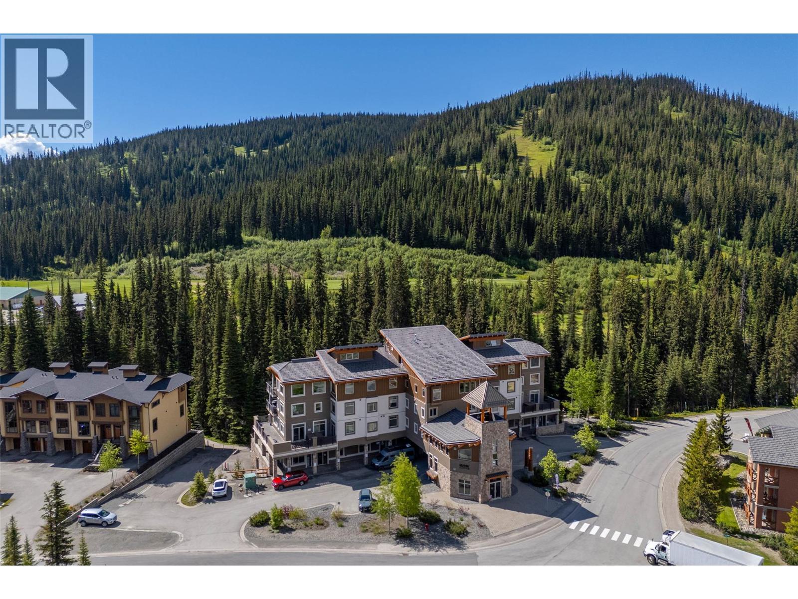 3270 Village Way Unit# 304, Sun Peaks, BC - Outdoor With View