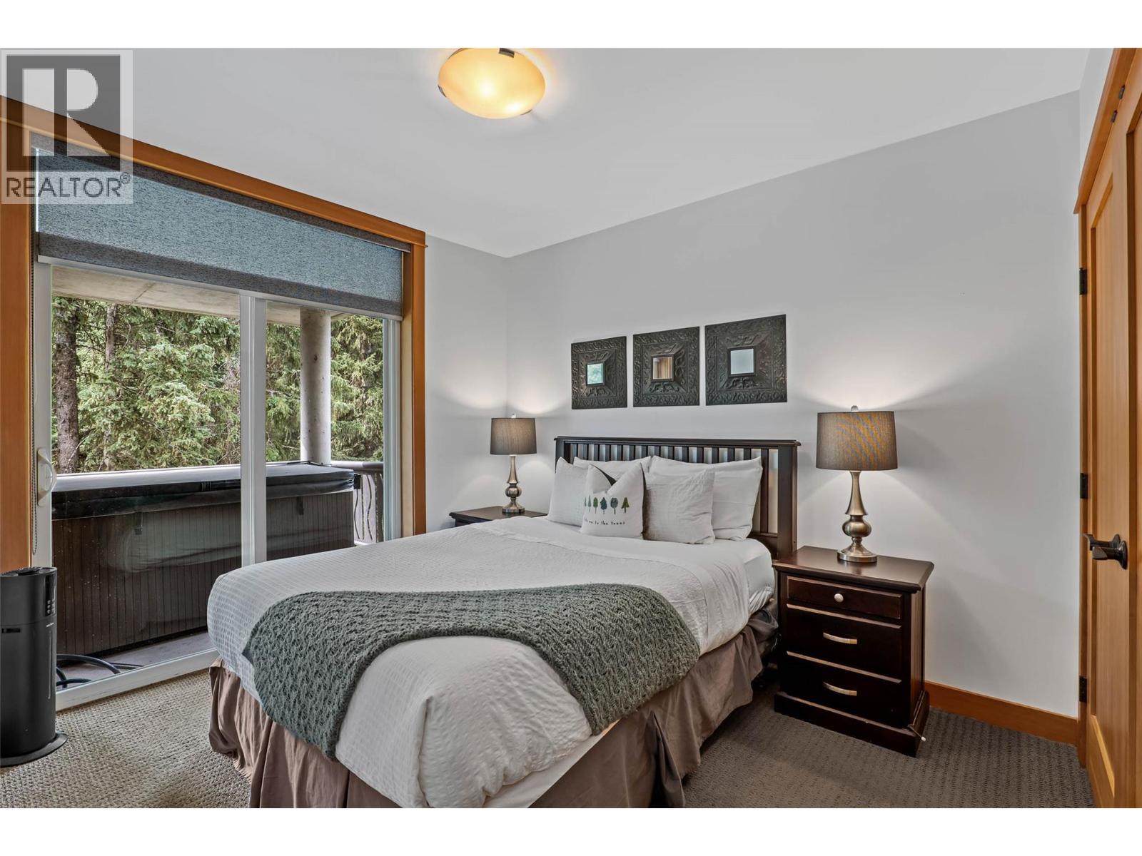 3270 Village Way Unit# 304, Sun Peaks, BC - Indoor Photo Showing Bedroom