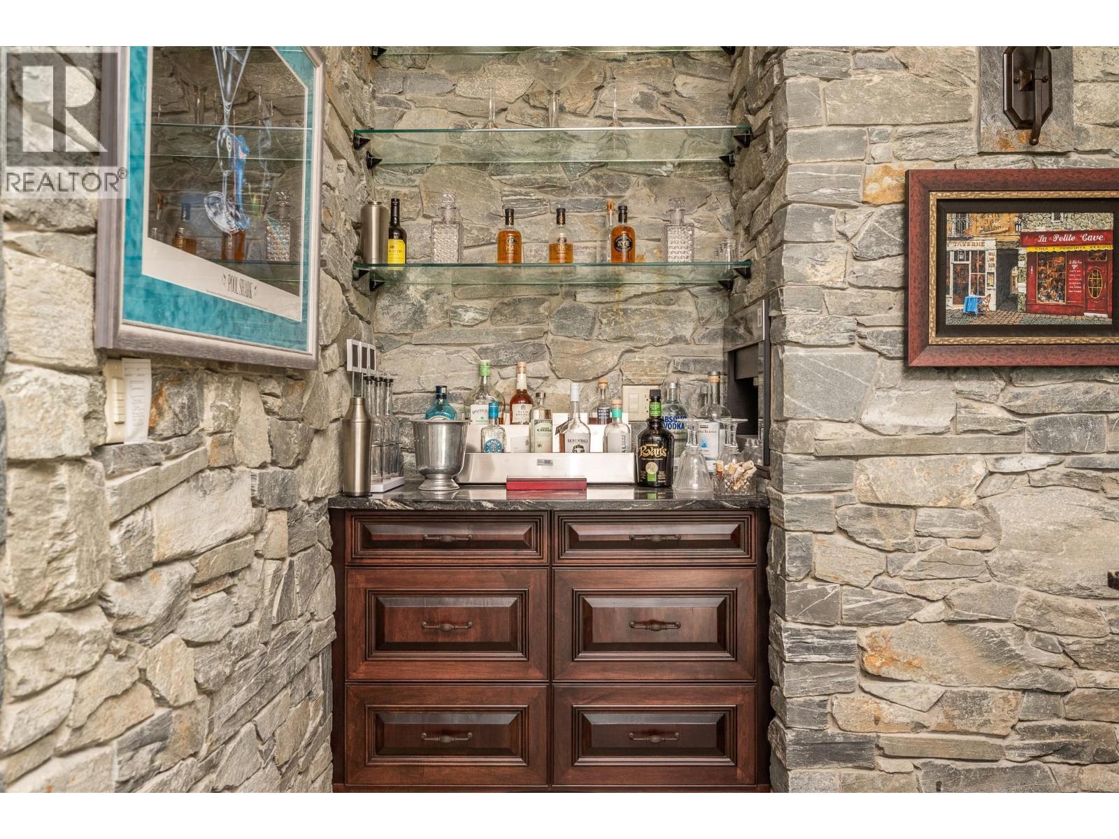 602 Falcon Point Way, Vernon, BC - Indoor Photo Showing Other Room