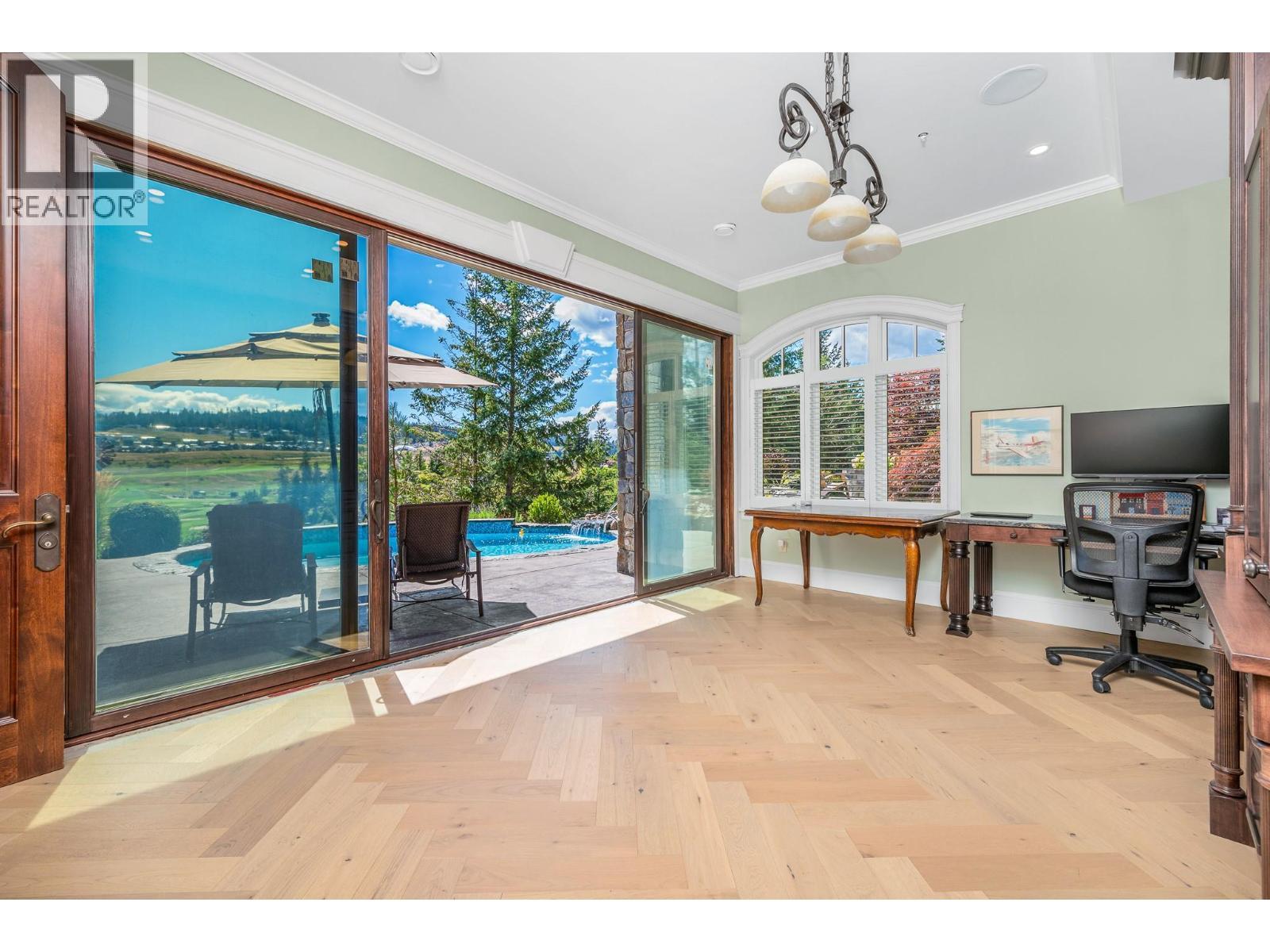 602 Falcon Point Way, Vernon, BC - Indoor