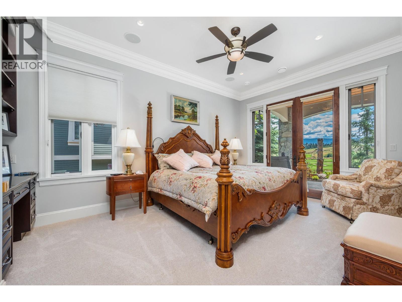 602 Falcon Point Way, Vernon, BC - Indoor Photo Showing Bedroom