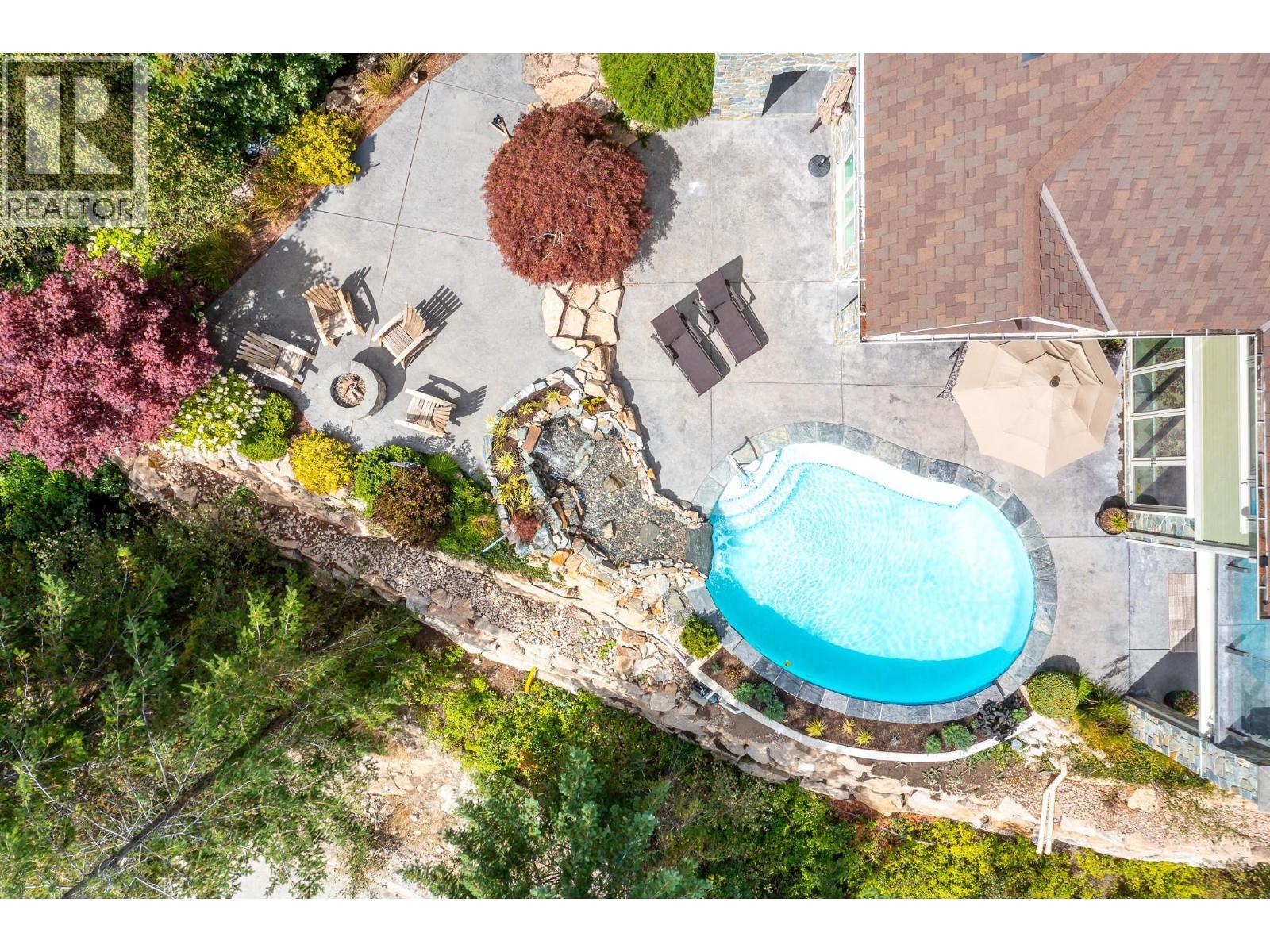 602 Falcon Point Way, Vernon, BC - Outdoor With In Ground Pool