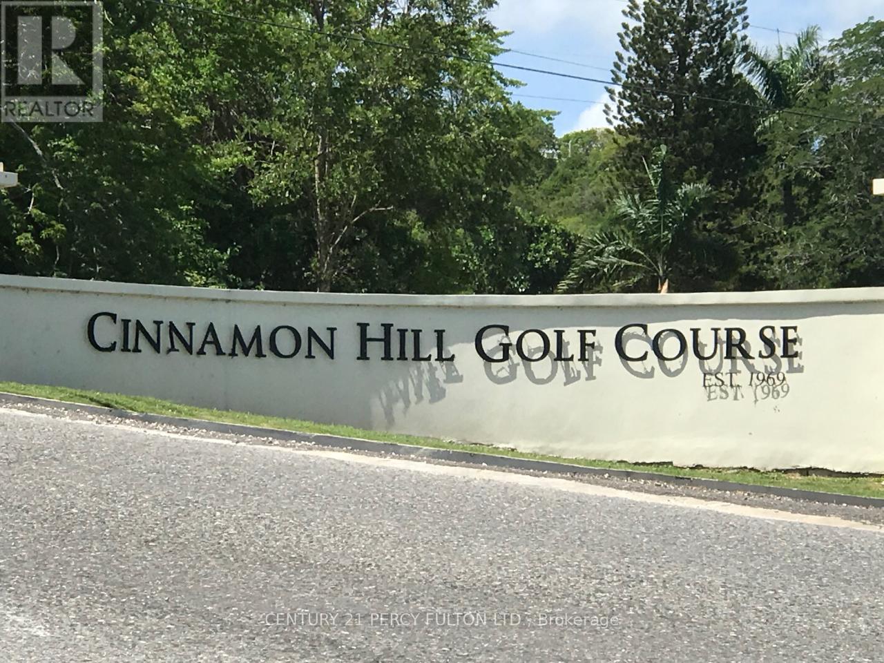 2 Moltan Close E, Jamaica, ON - Outdoor With View