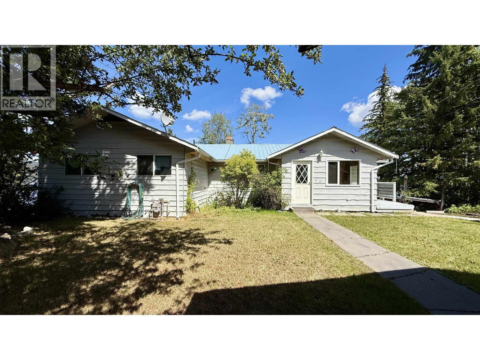 6367 Mulligan Drive, Horse Lake, BC - Outdoor