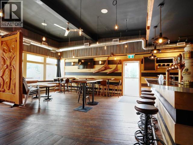 5987 Lund, Powell River, BC - Indoor