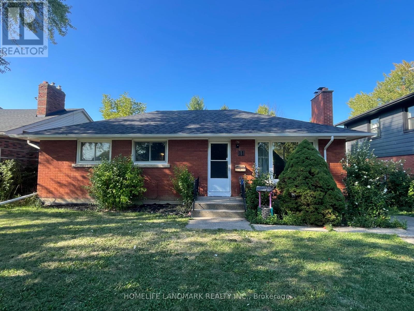 11 Byrne Boulevard, St. Catharines, ON - Outdoor