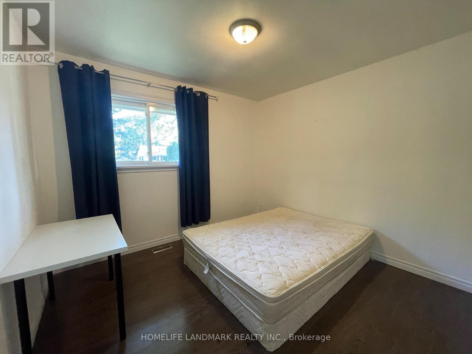 11 Byrne Boulevard, St. Catharines, ON - Indoor Photo Showing Other Room