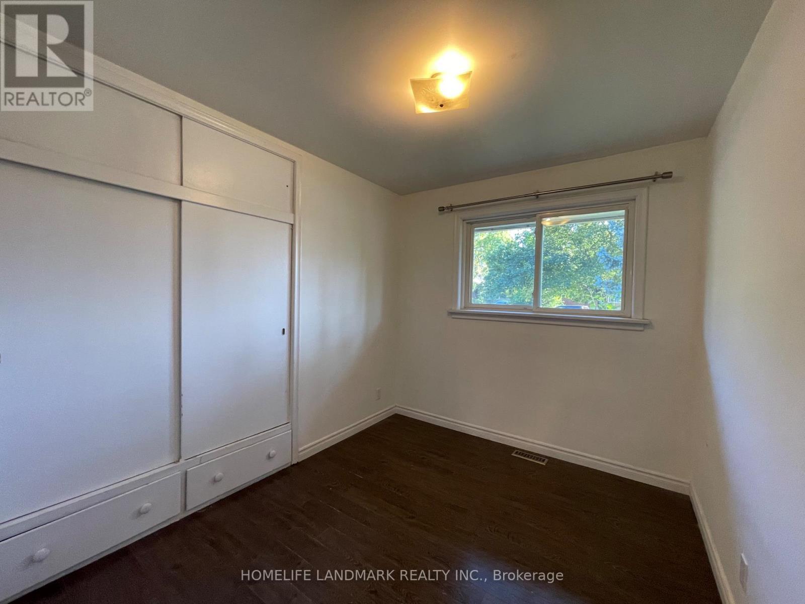 11 Byrne Boulevard, St. Catharines, ON - Indoor Photo Showing Other Room