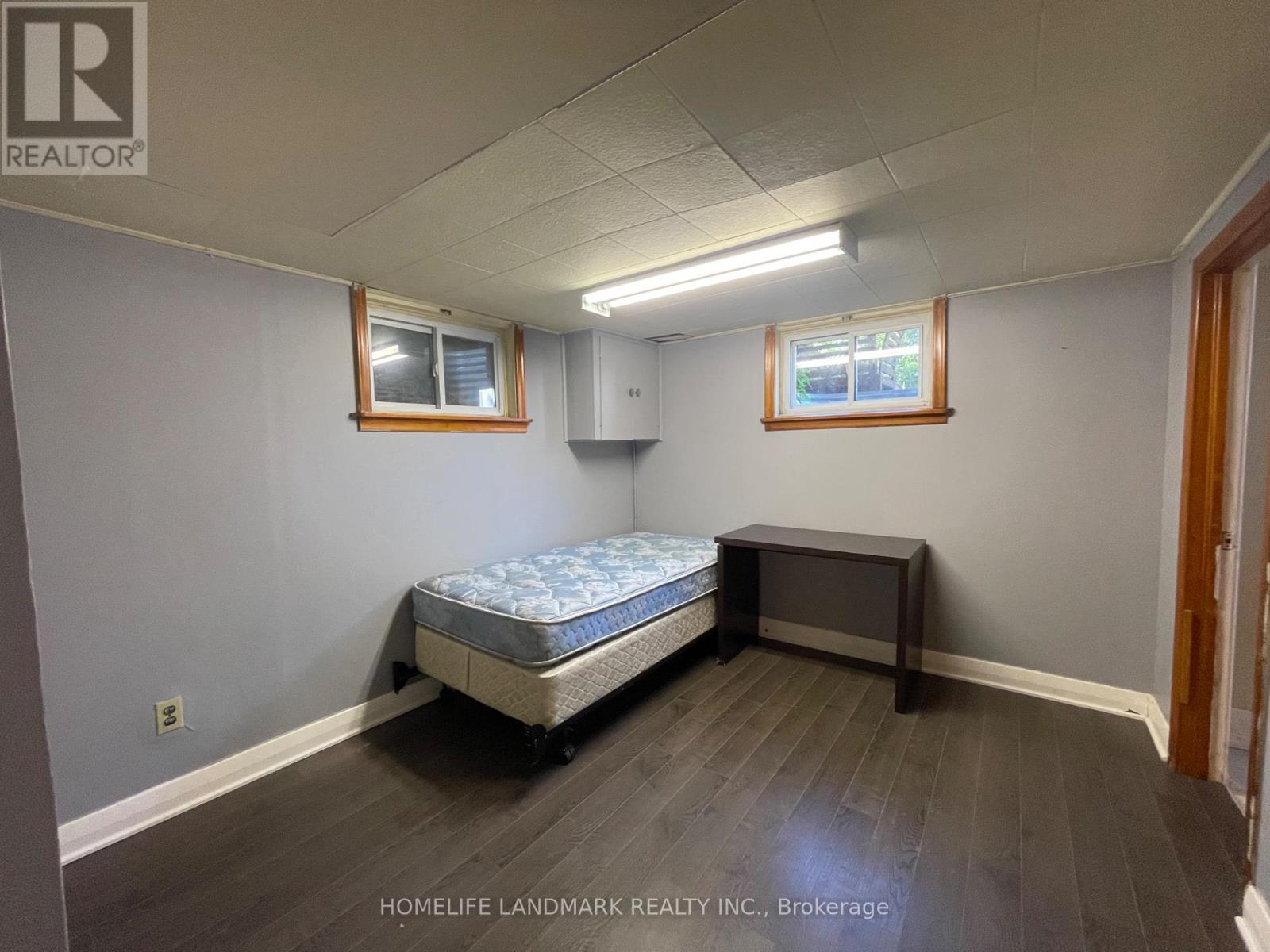 11 Byrne Boulevard, St. Catharines, ON - Indoor