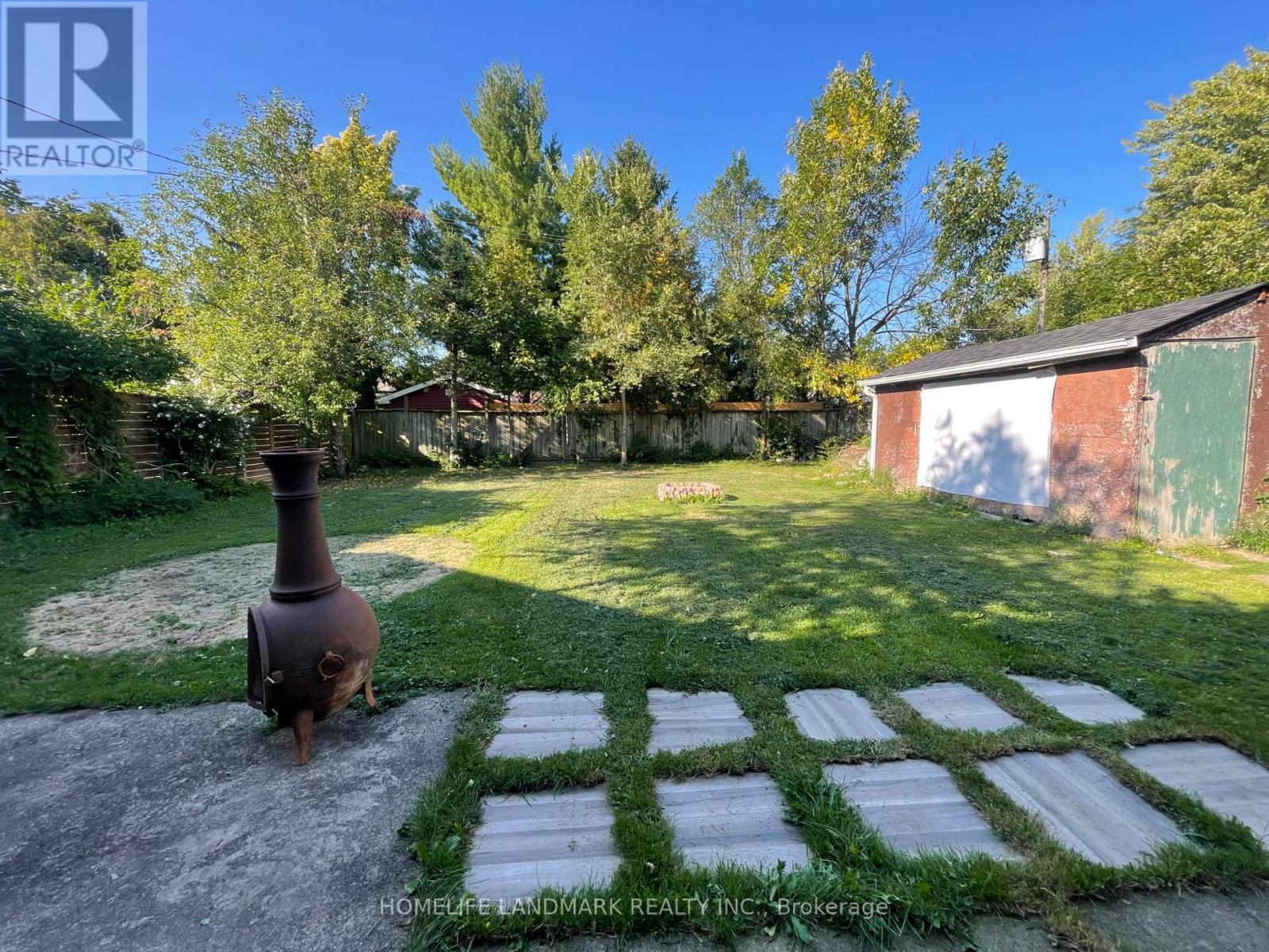 11 Byrne Boulevard, St. Catharines, ON - Outdoor