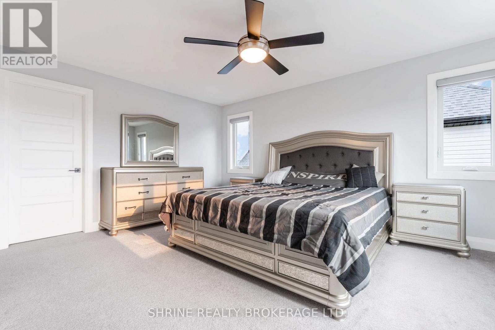 108 Watts Drive, Lucan Biddulph (Lucan), ON - Indoor Photo Showing Bedroom