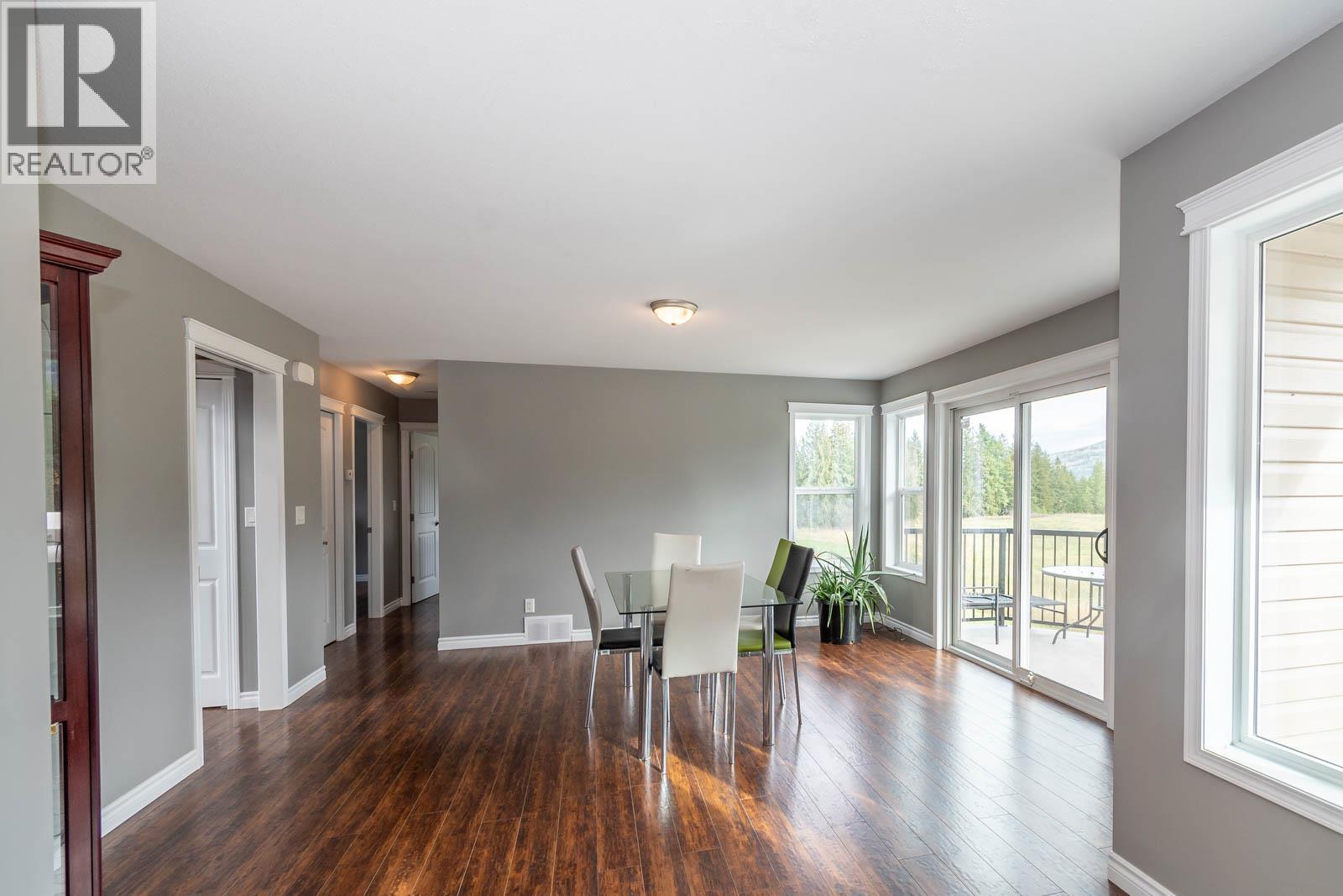 Dining Room 2 - 2234 Tappen Notch Hill Road, Tappen, BC - Indoor