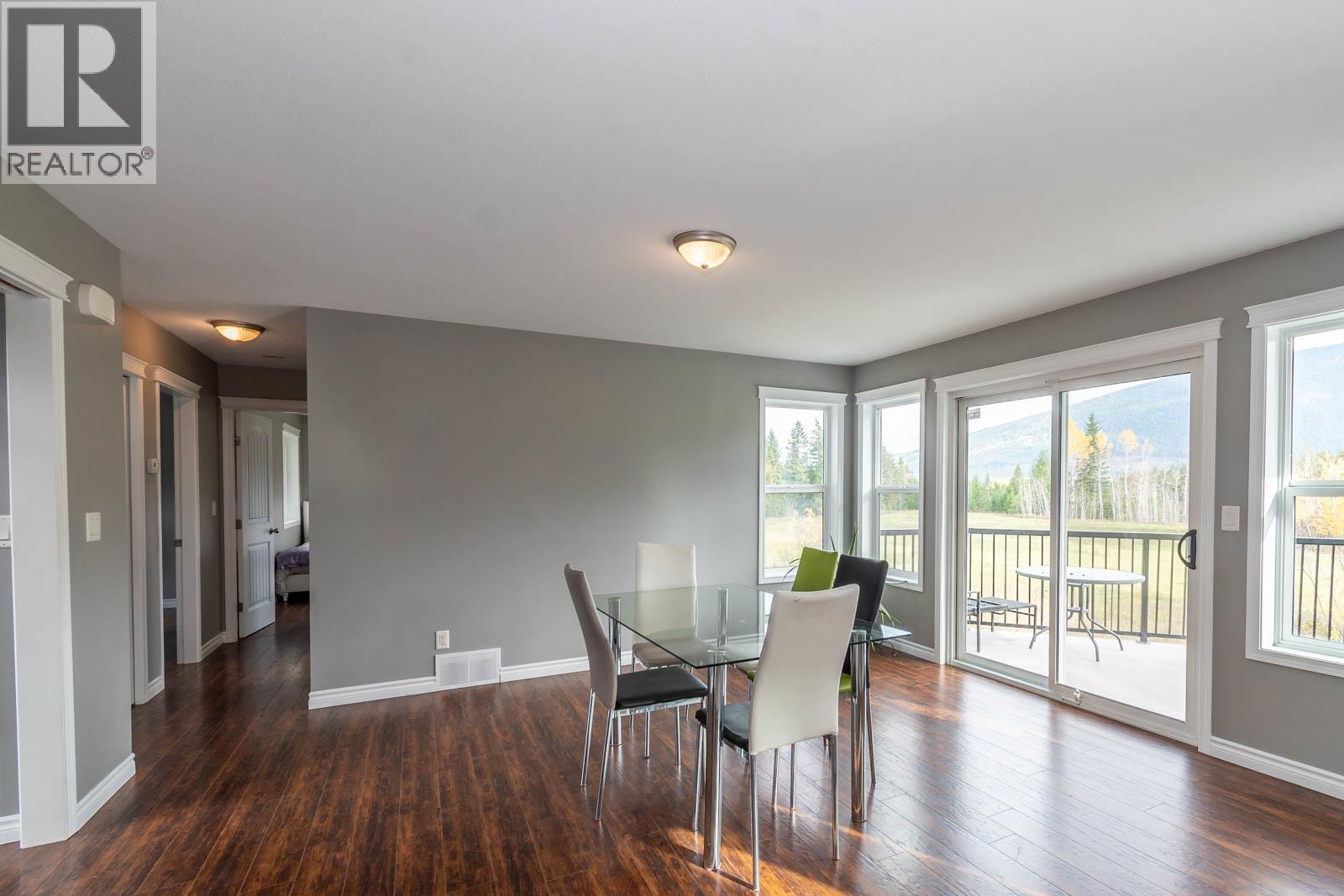 Dining Room 2 - 2234 Tappen Notch Hill Road, Tappen, BC - Indoor Photo Showing Dining Room