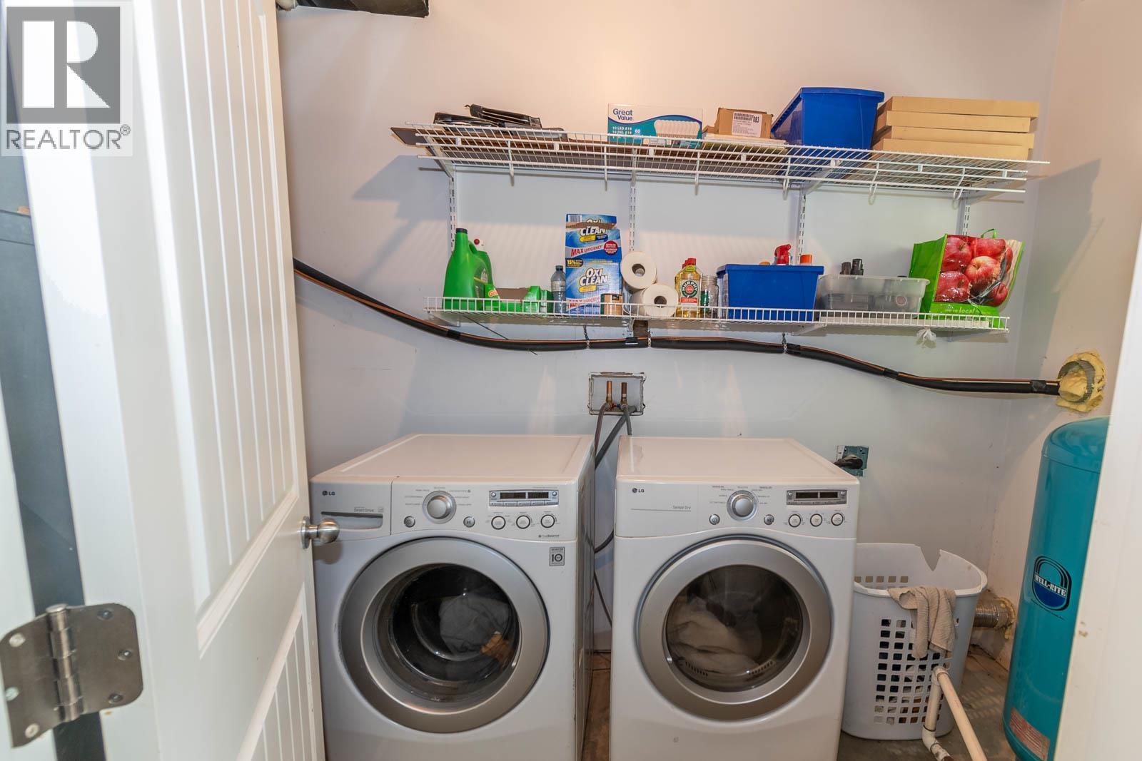 2234 Tappen Notch Hill Road, Tappen, BC - Indoor Photo Showing Laundry Room