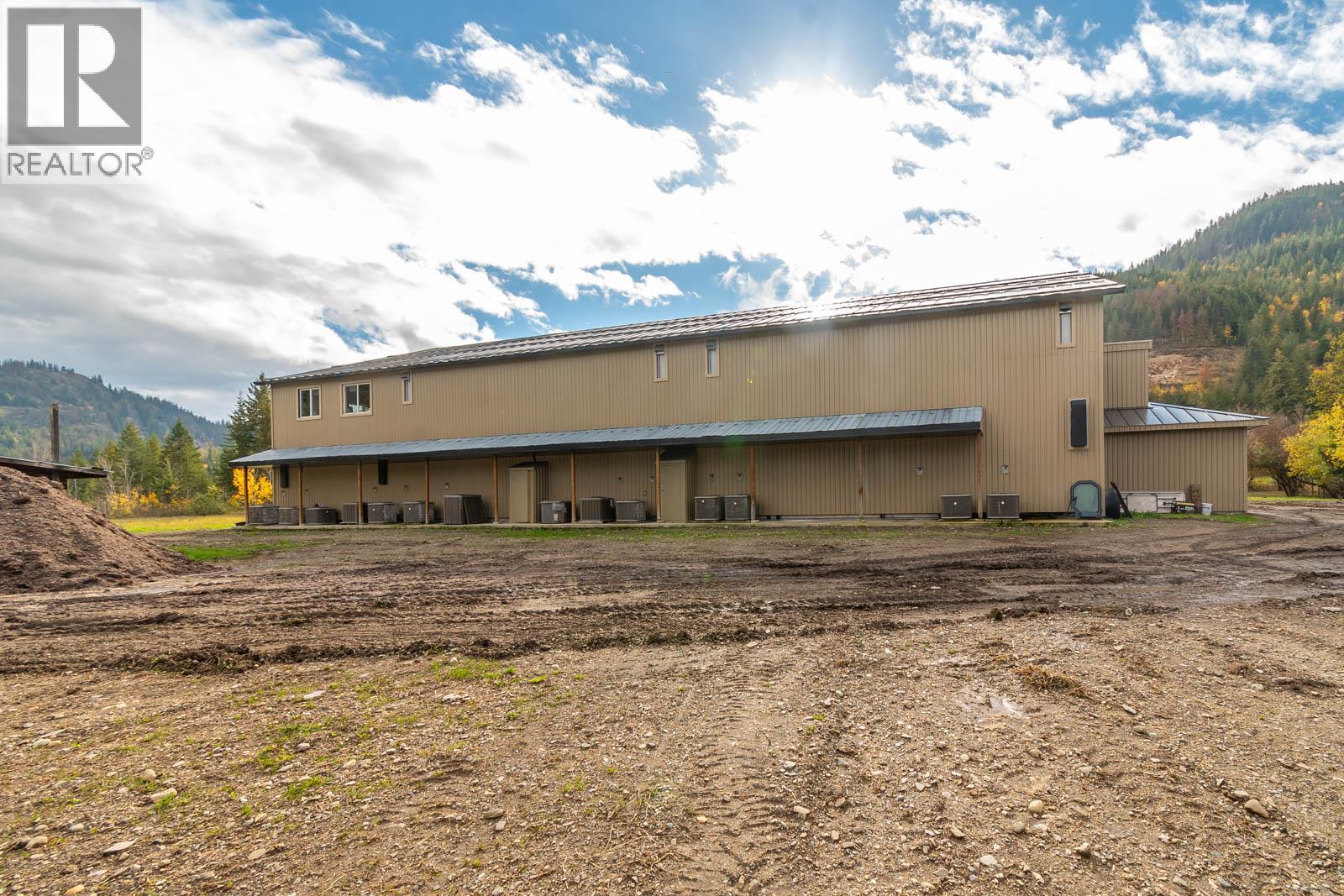 2234 Tappen Notch Hill Road, Tappen, BC - Outdoor With Deck Patio Veranda