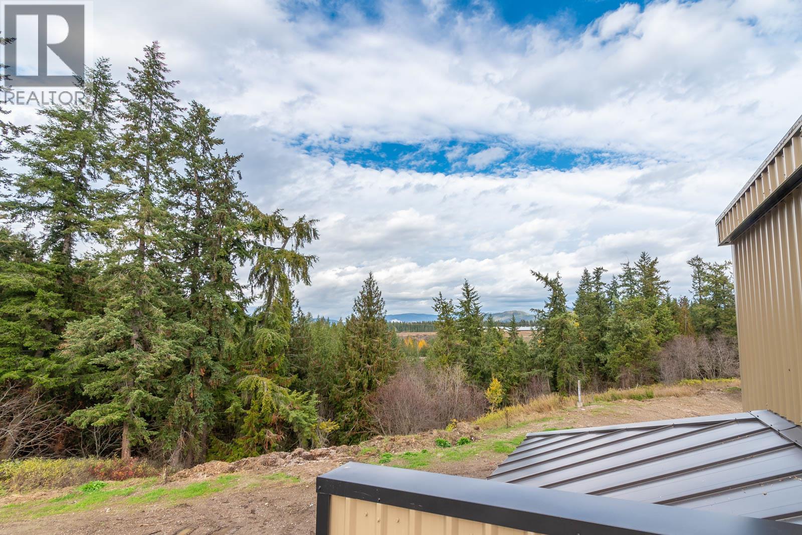 2234 Tappen Notch Hill Road, Tappen, BC - Outdoor