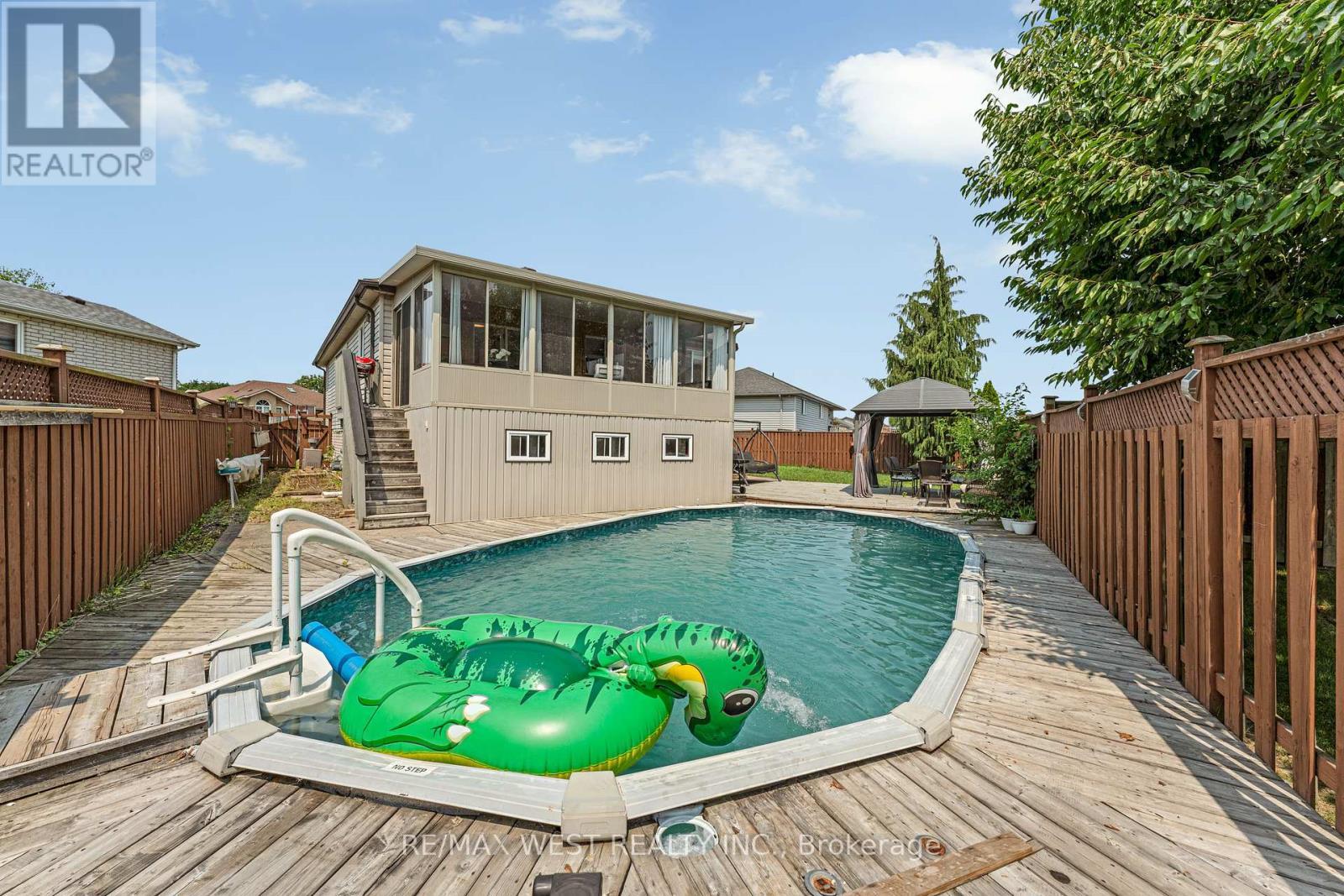 11143 Ancona Crescent, Windsor, ON - Outdoor With Above Ground Pool With Exterior