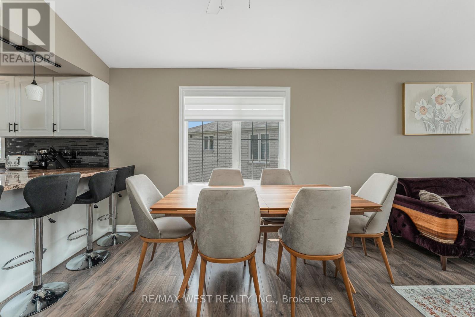 11143 Ancona Crescent, Windsor, ON - Indoor Photo Showing Dining Room