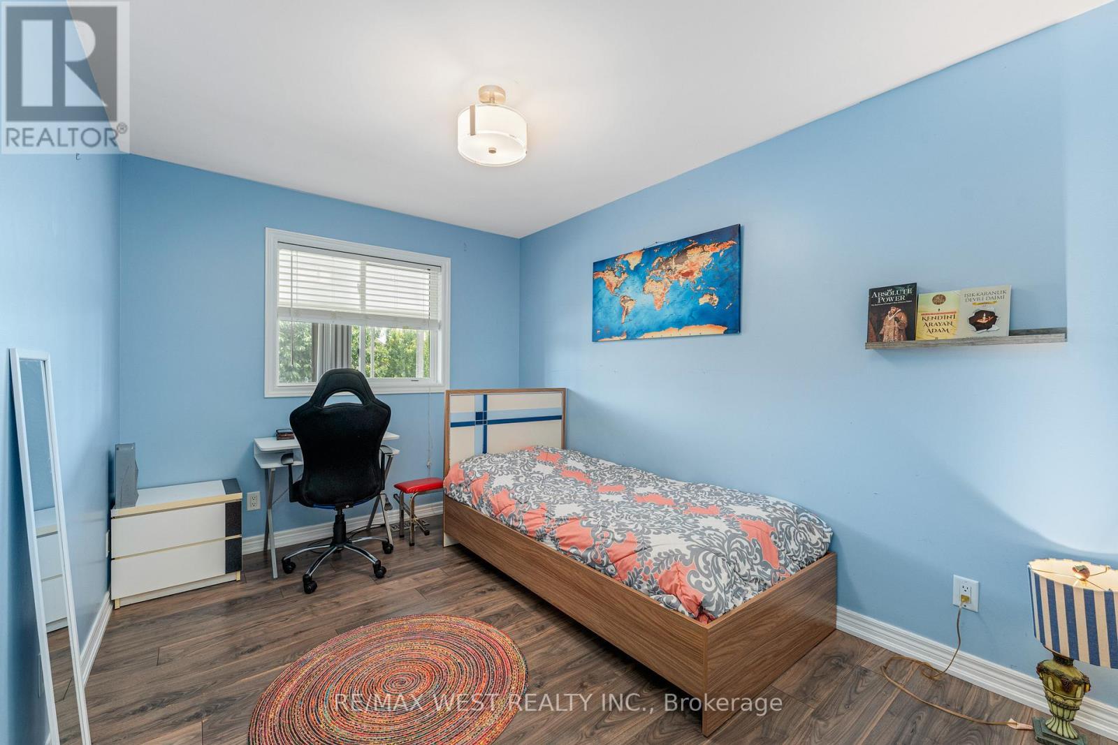11143 Ancona Crescent, Windsor, ON - Indoor Photo Showing Bedroom
