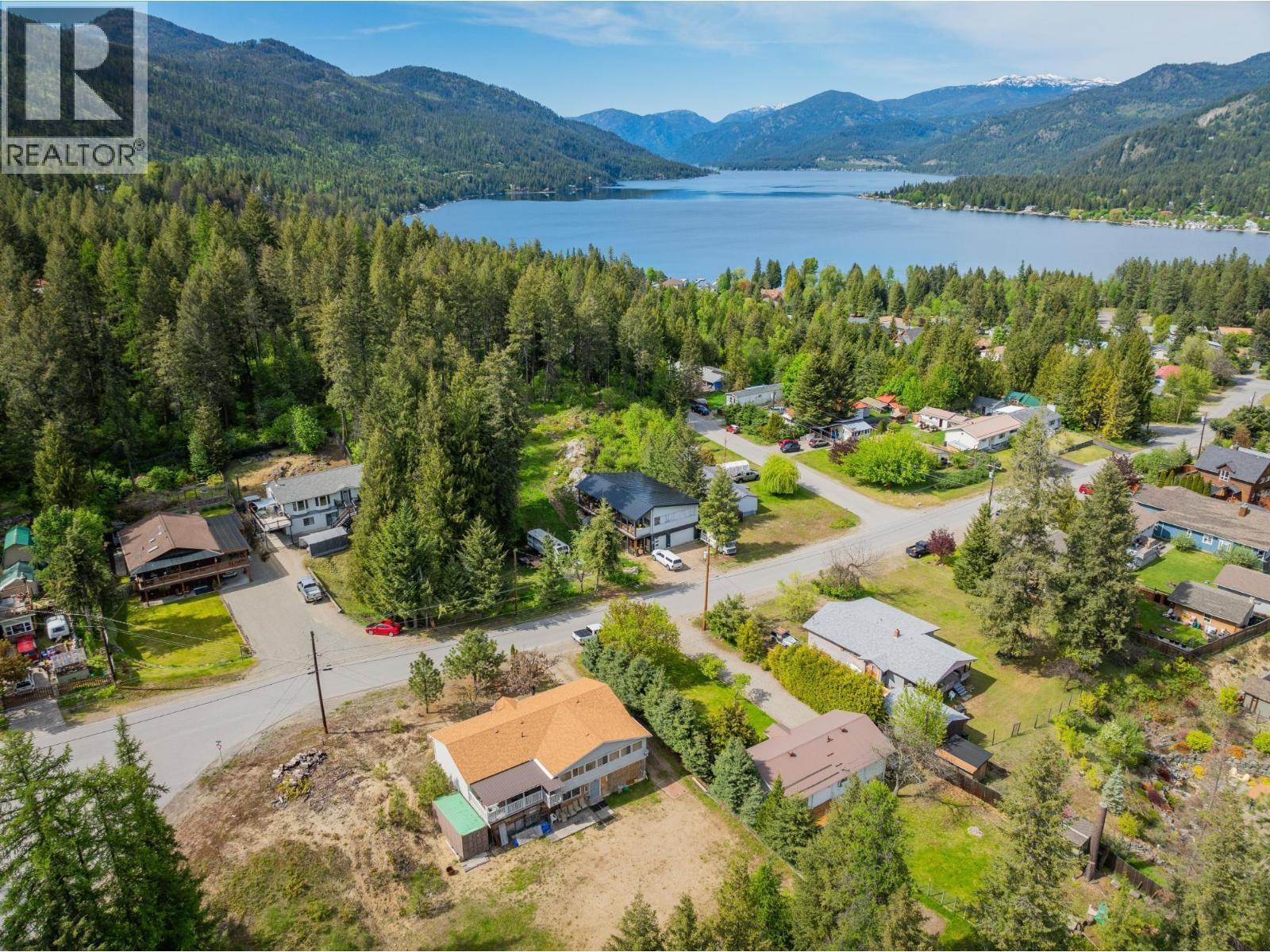 Chase Road Lot# Lot 58, Christina Lake, BC