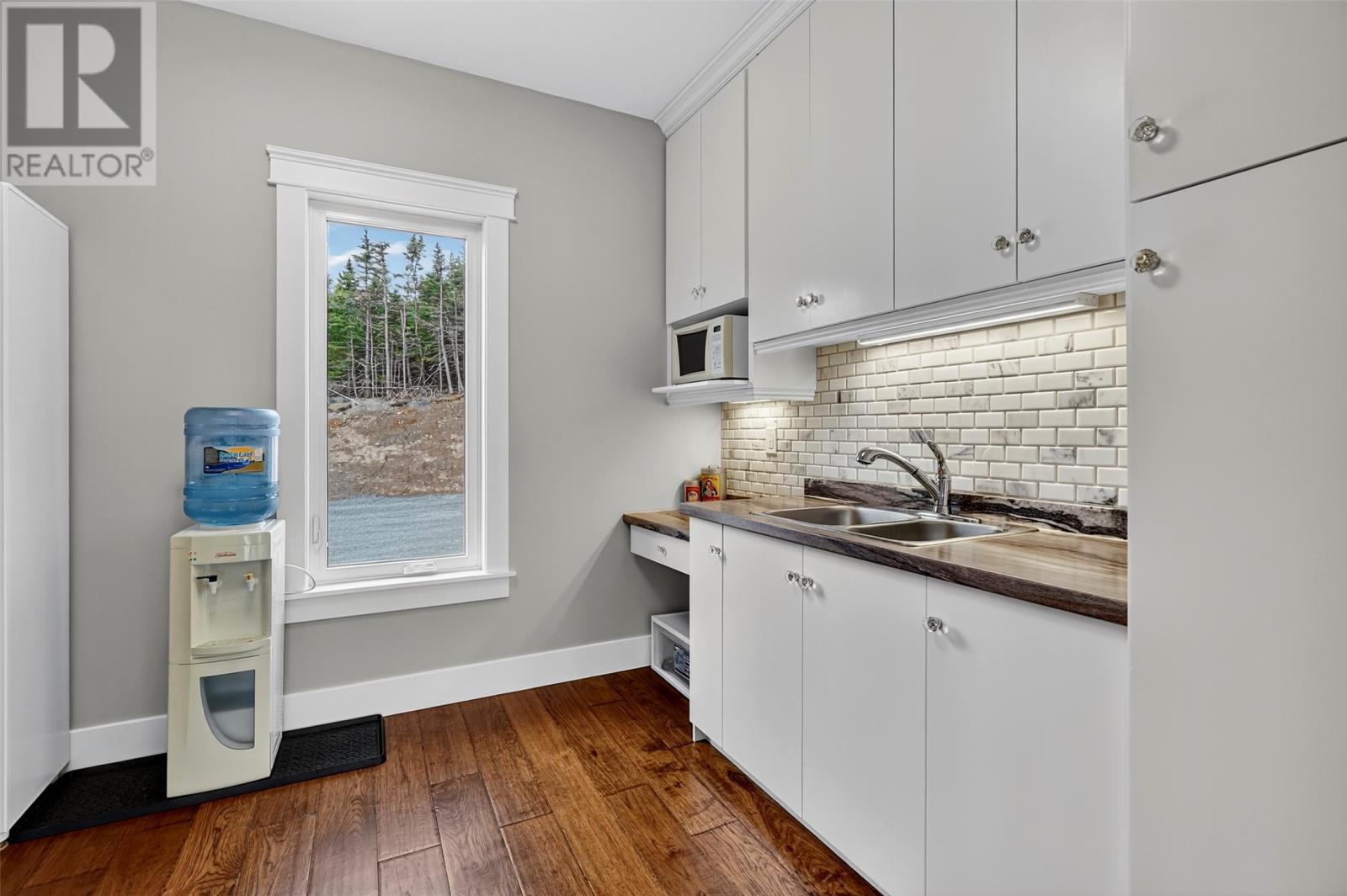 82 Country Road, Hearts Delight, NL - Indoor Photo Showing Kitchen With Double Sink