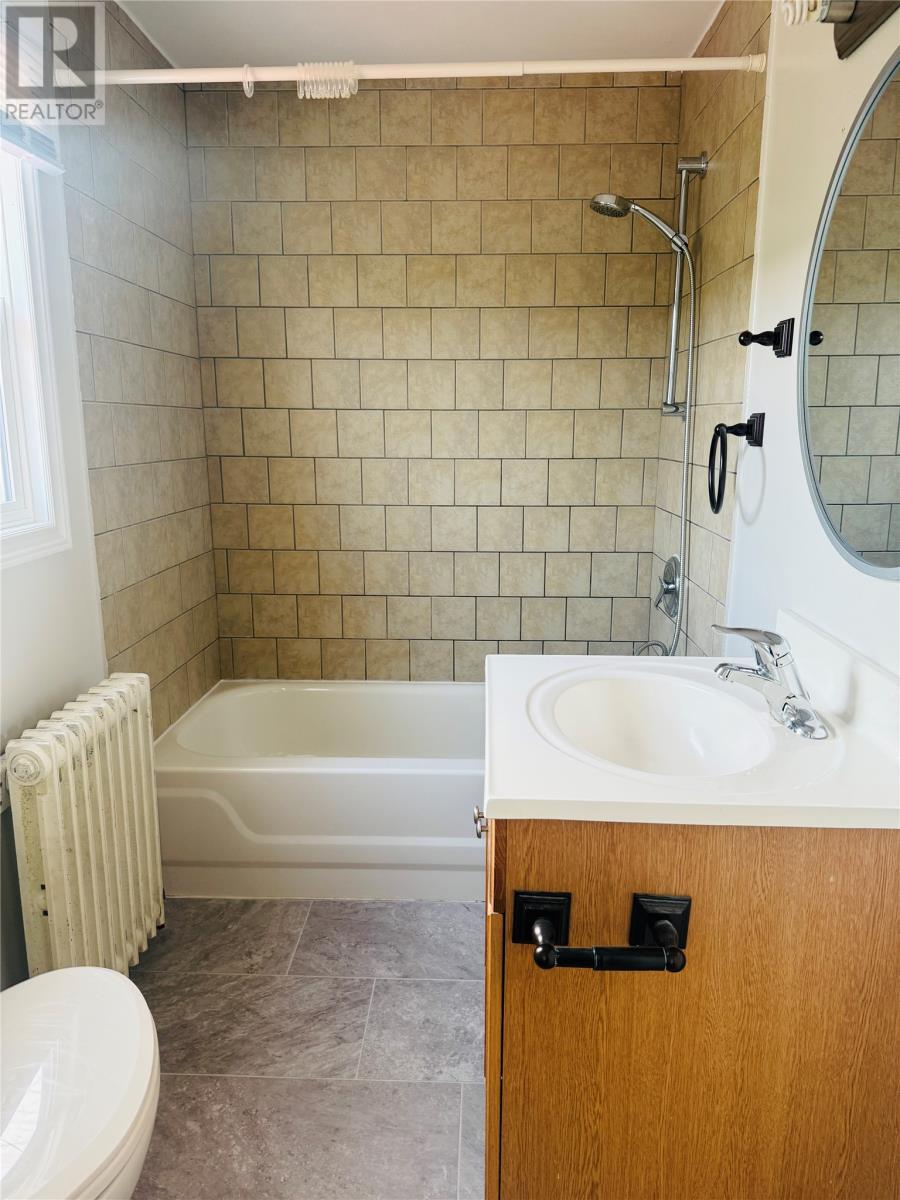 1135 Main Road, Dunville, NL - Indoor Photo Showing Bathroom