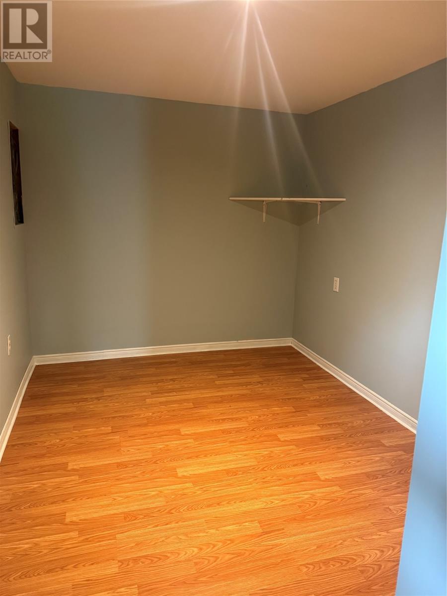 1135 Main Road, Dunville, NL - Indoor