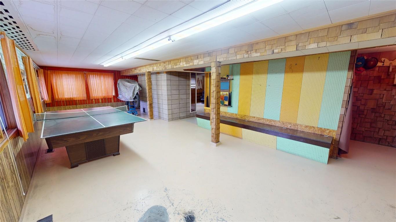 2600 7Th Street, Cranbrook, BC - Indoor Photo Showing Other Room