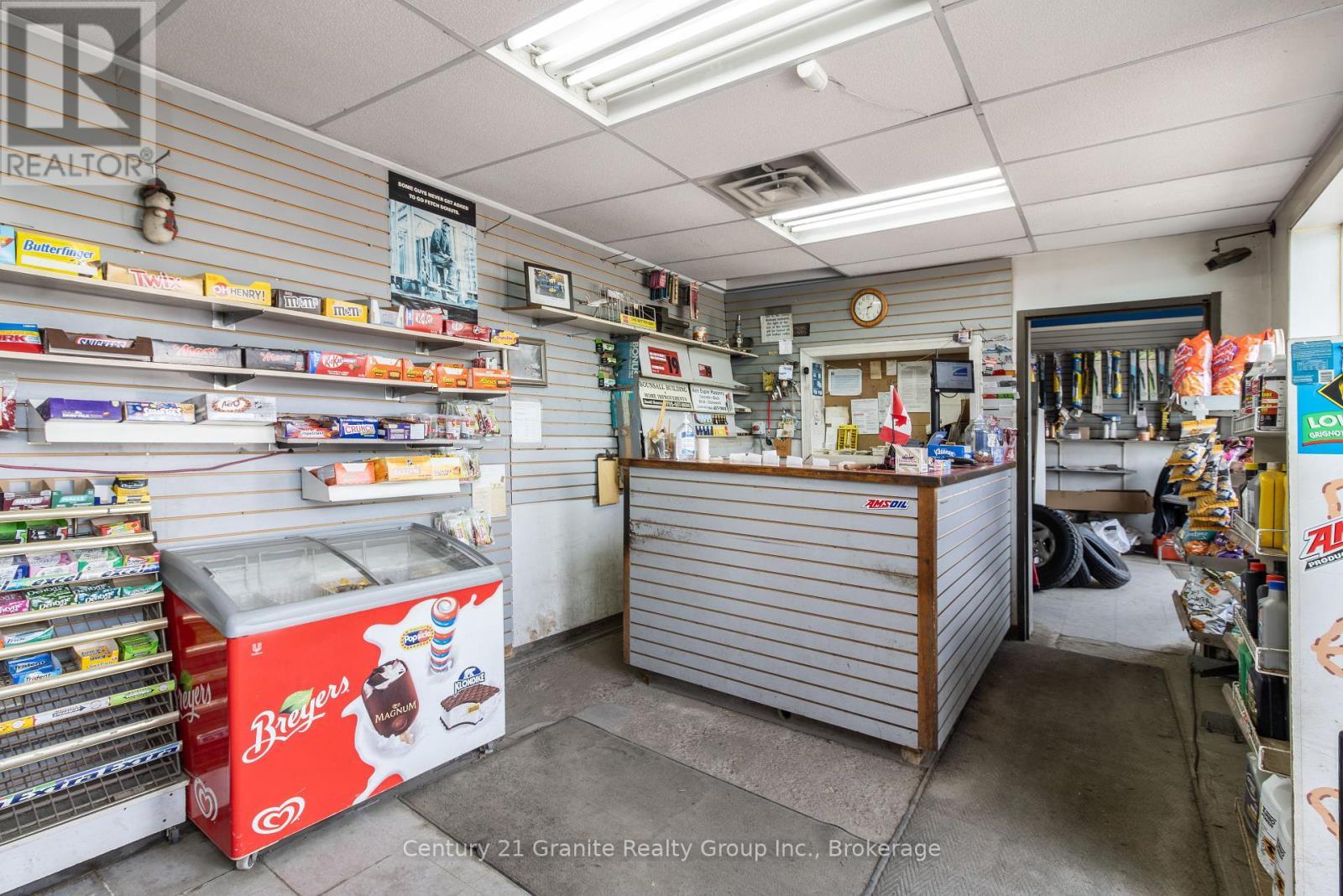 42 Highland Street, Dysart Et Al (Dysart), ON