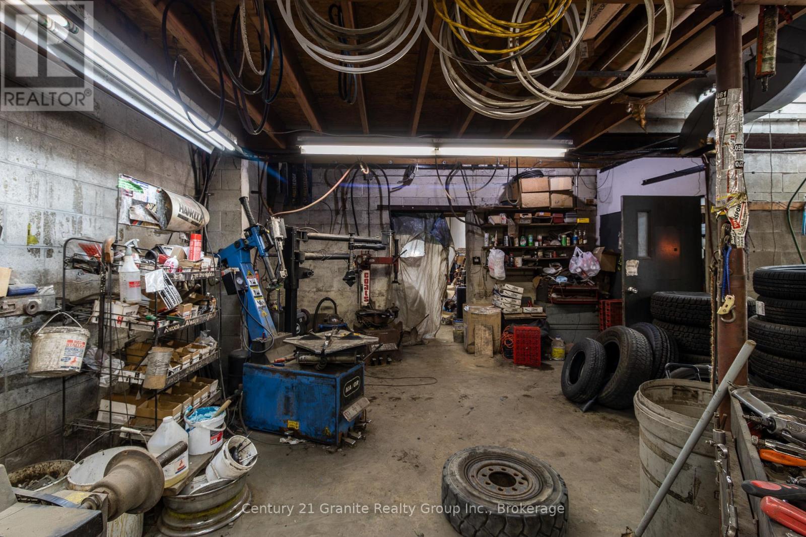 42 Highland Street, Dysart Et Al (Dysart), ON