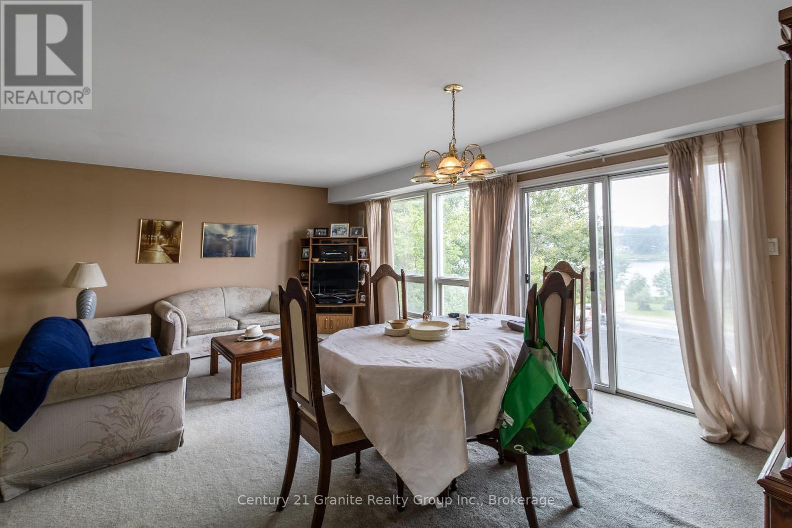 42 Highland Street, Dysart Et Al (Dysart), ON